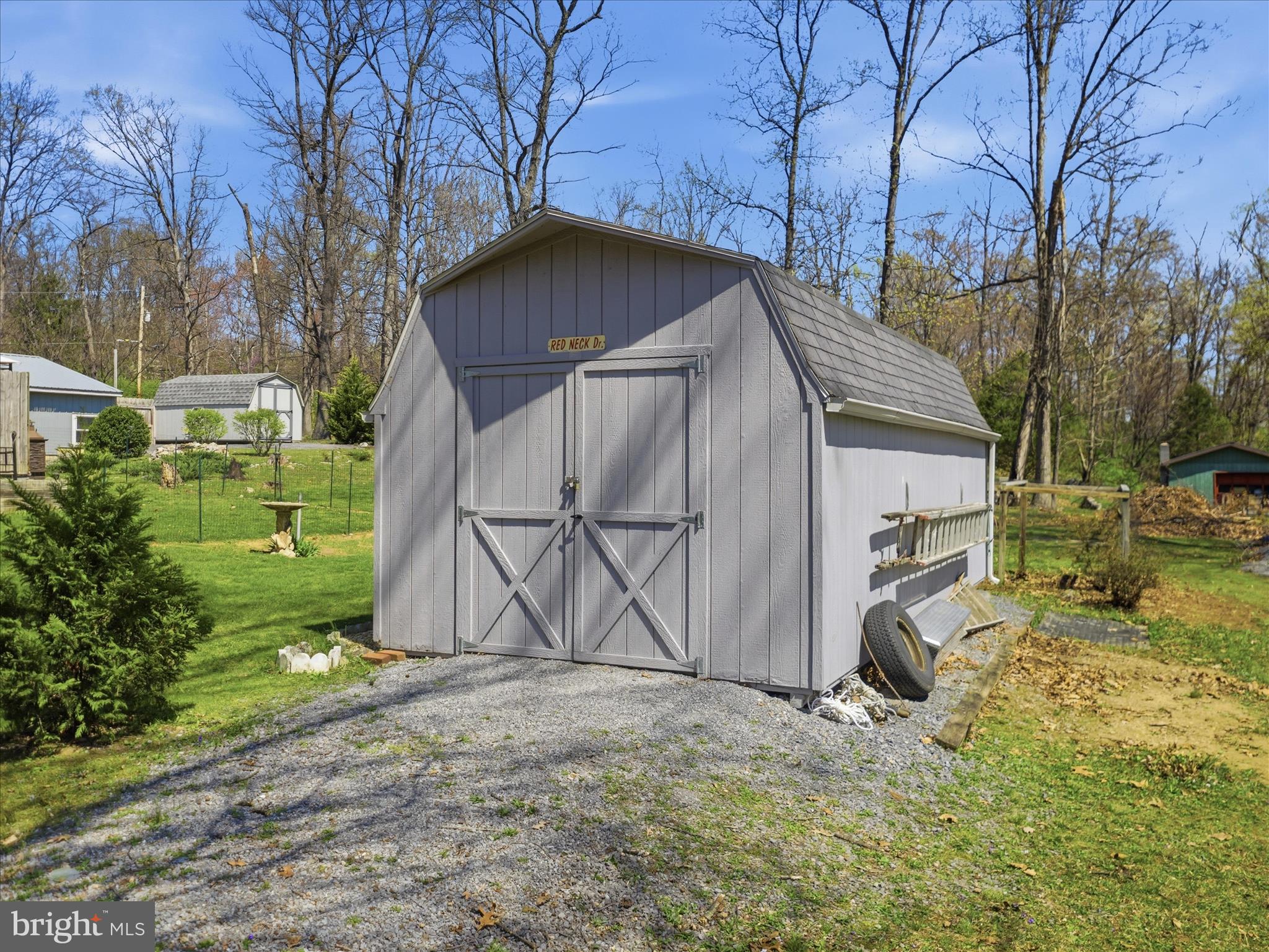 APPLEWAY - Residential