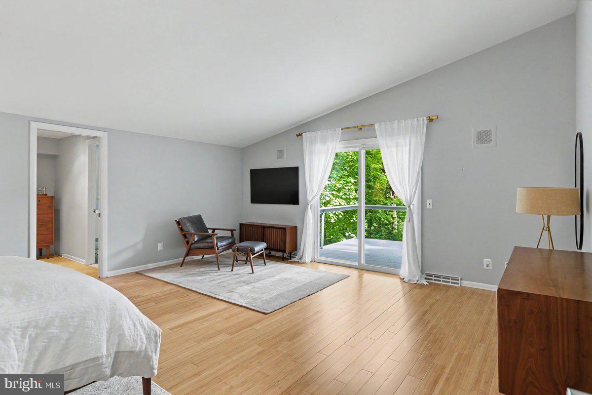 SOLEBURY MOUNT EST - Residential