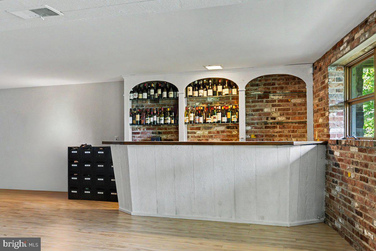 SOLEBURY MOUNT EST - Residential