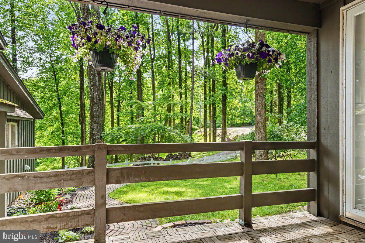 SOLEBURY MOUNT EST - Residential