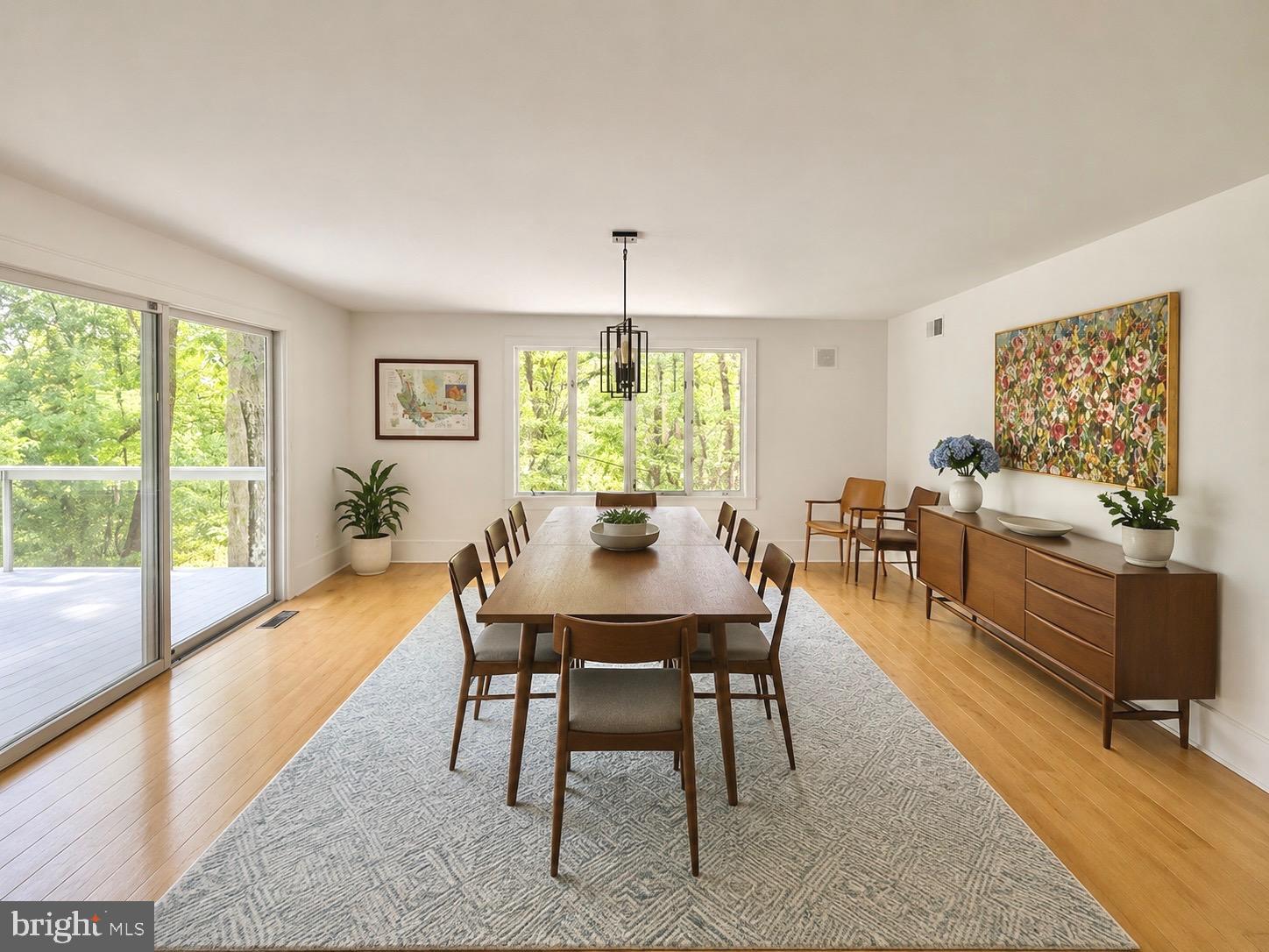 SOLEBURY MOUNT EST - Residential