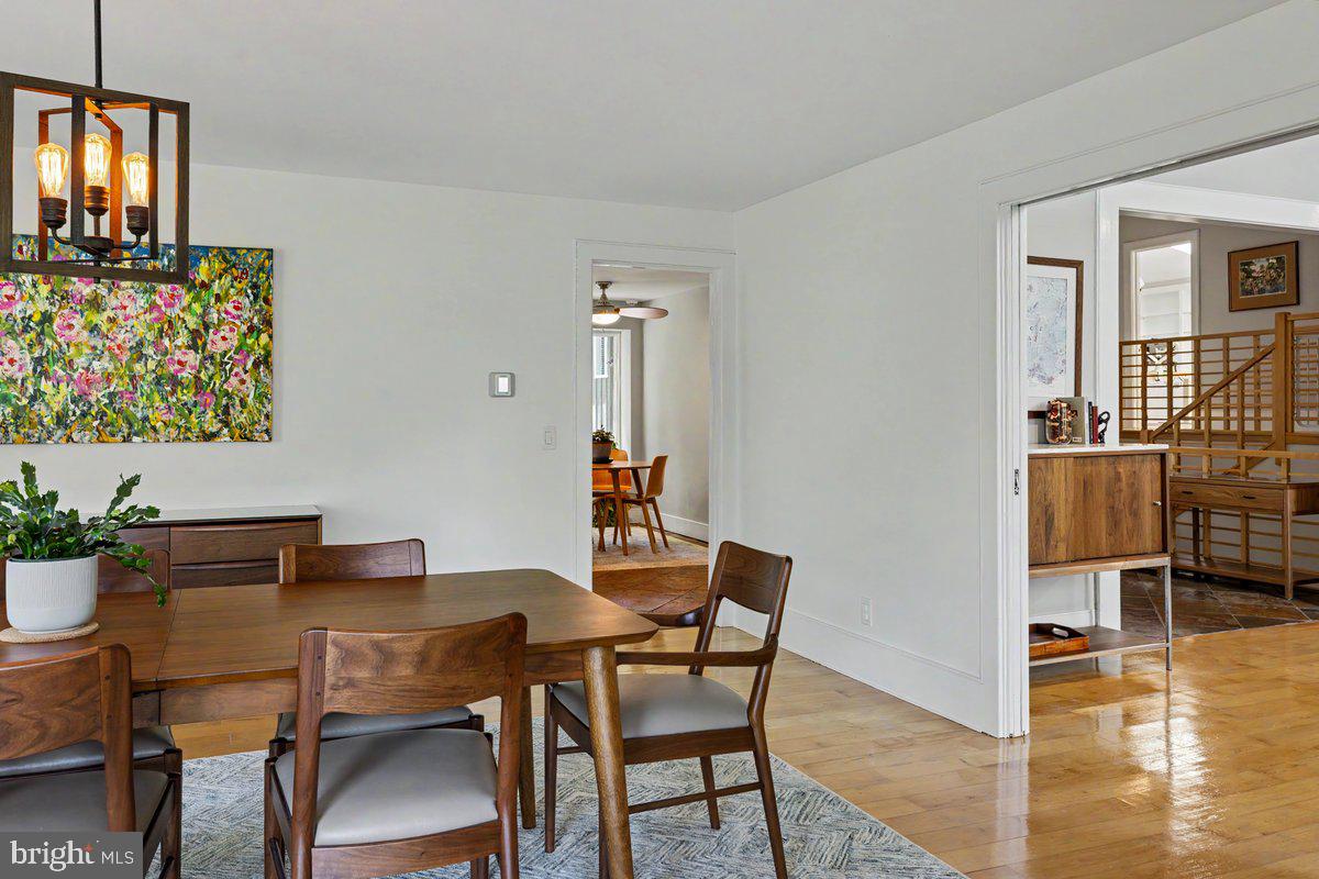 SOLEBURY MOUNT EST - Residential