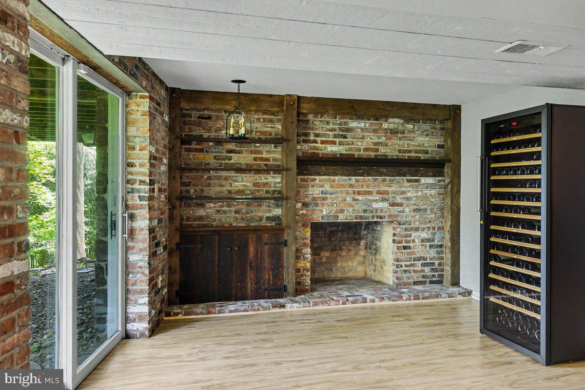 SOLEBURY MOUNT EST - Residential