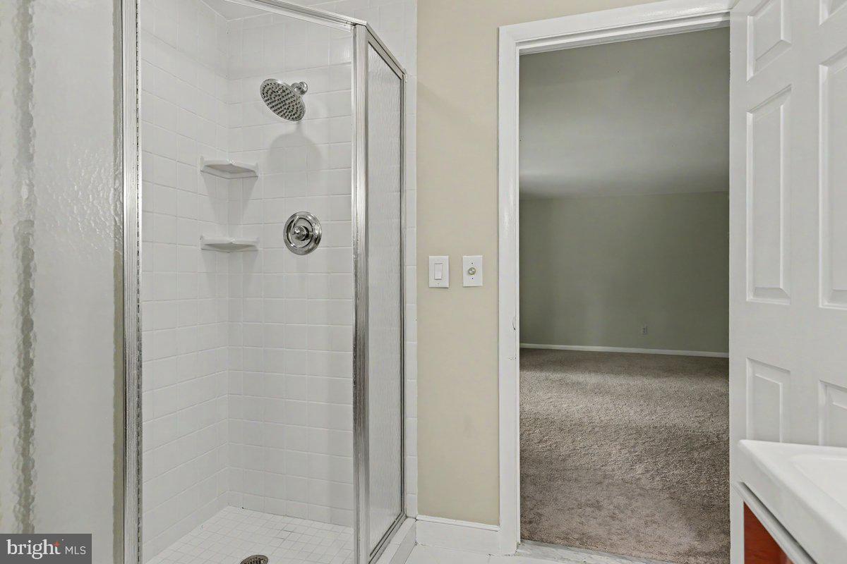 SOLEBURY MOUNT EST - Residential