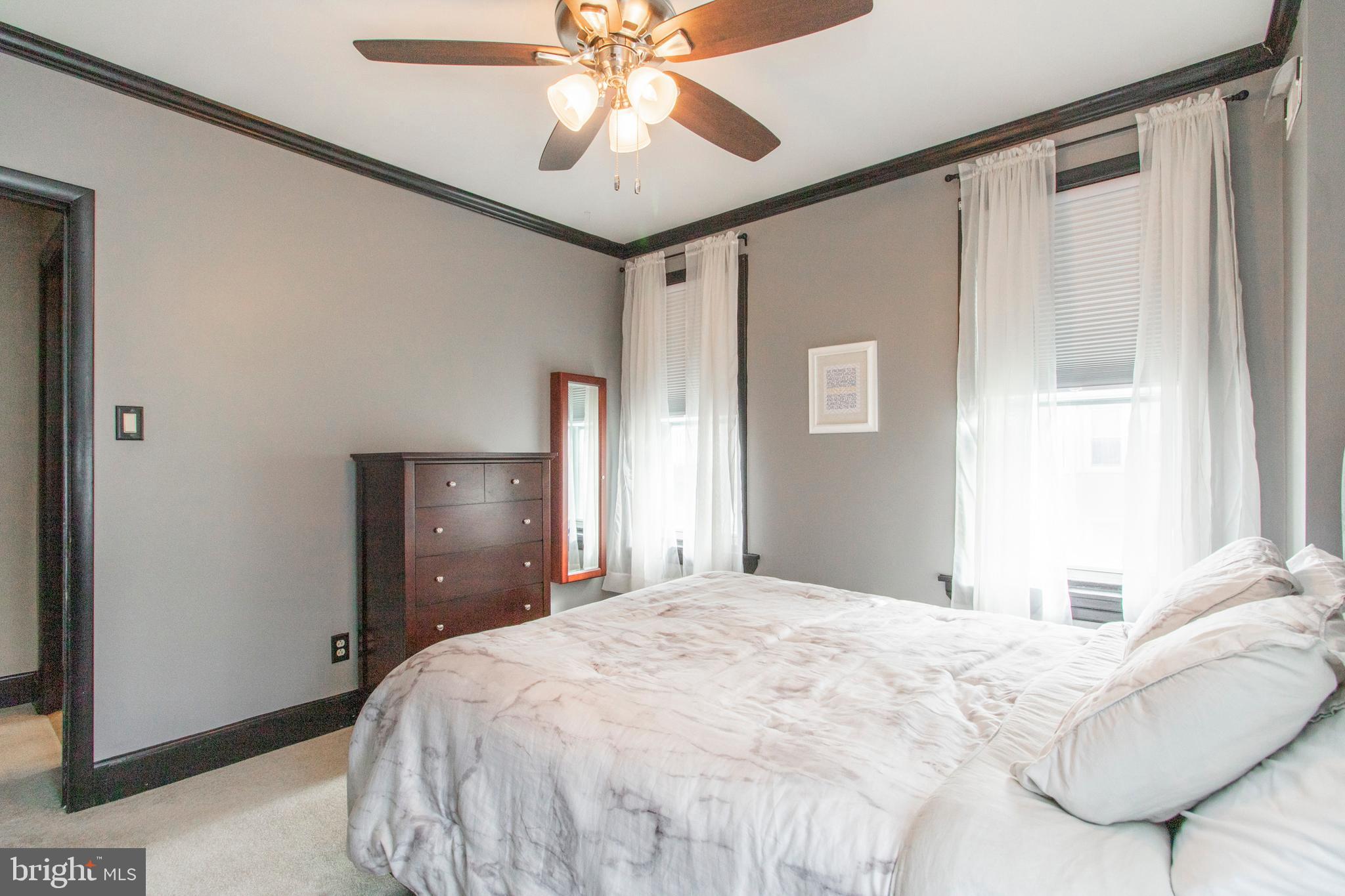 ROXBOROUGH - Residential