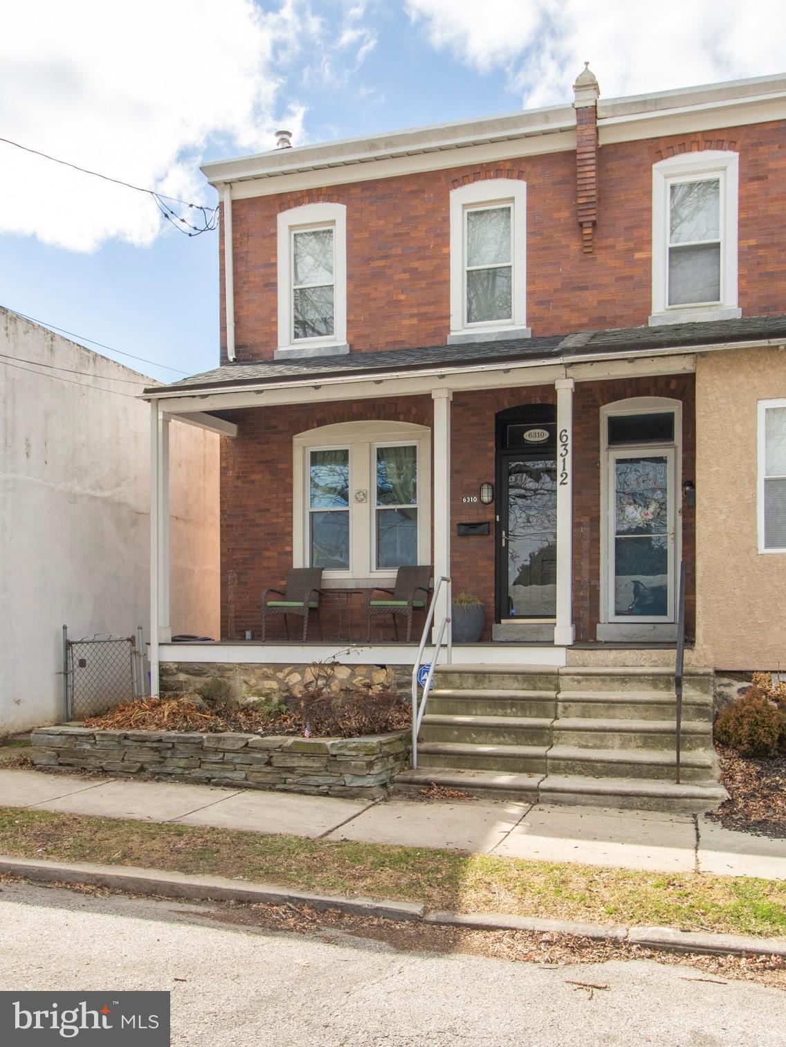 ROXBOROUGH - Residential