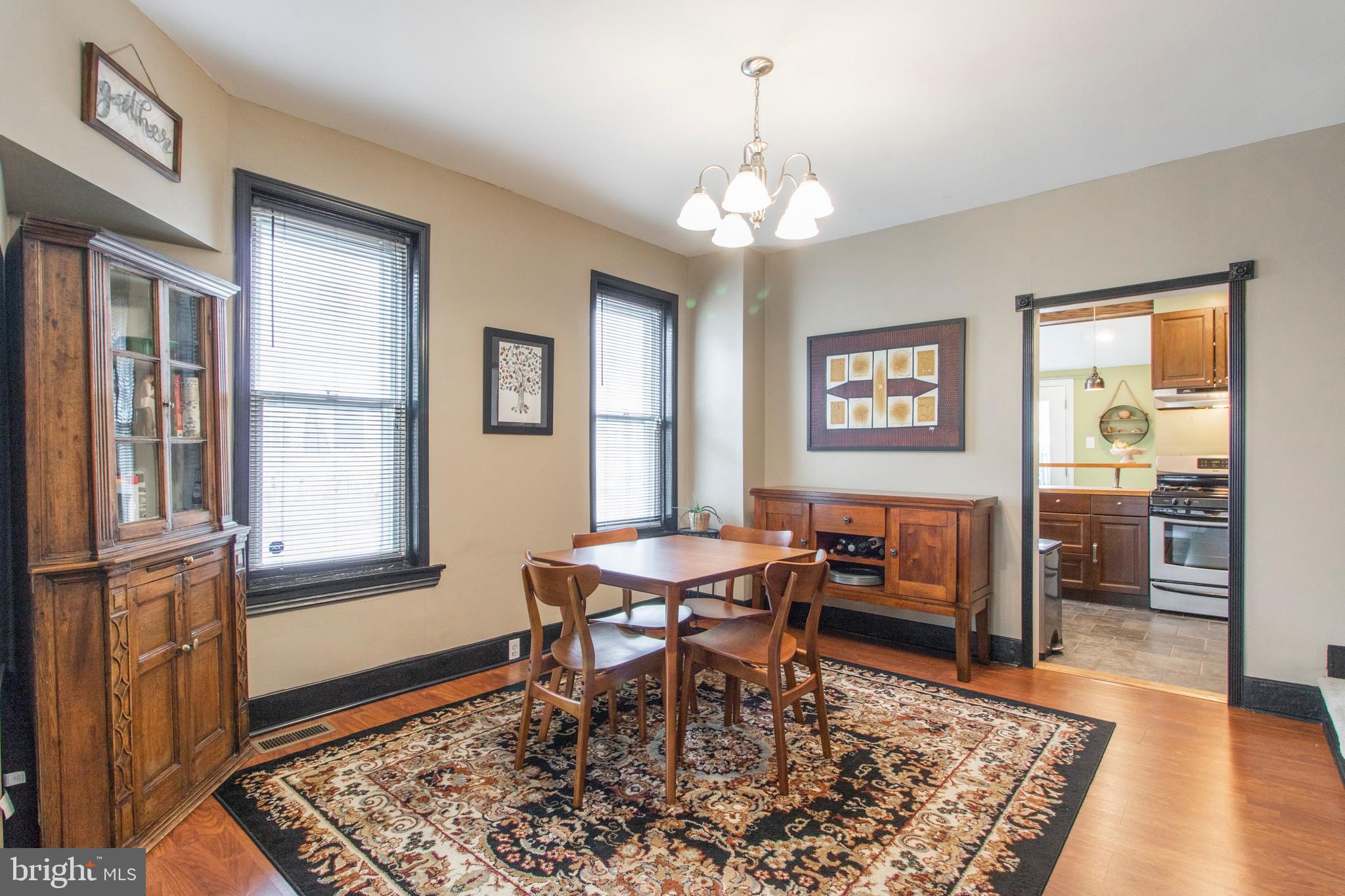 ROXBOROUGH - Residential