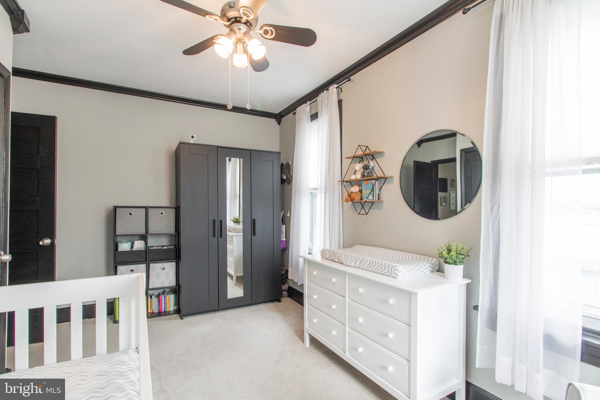 ROXBOROUGH - Residential