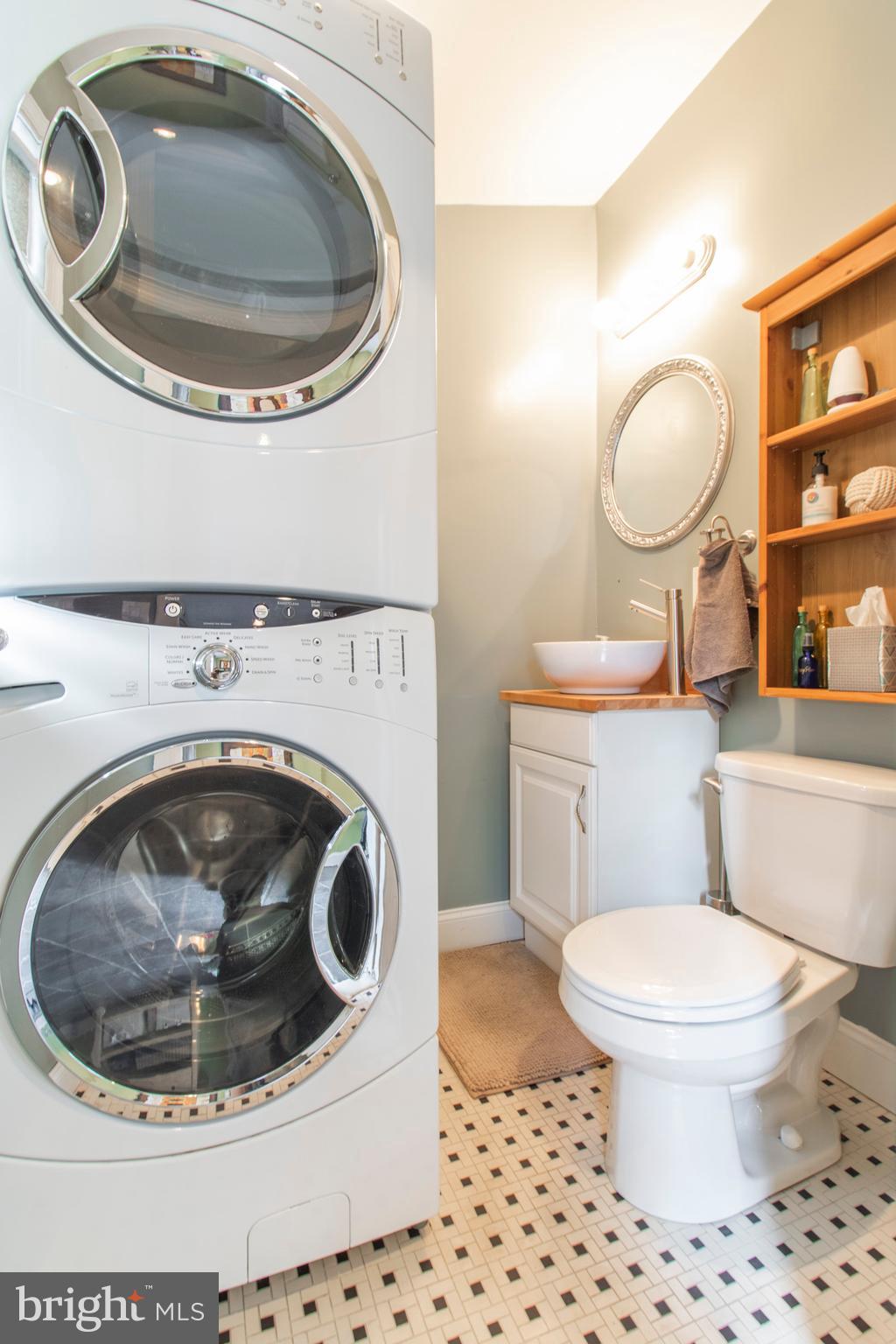 ROXBOROUGH - Residential