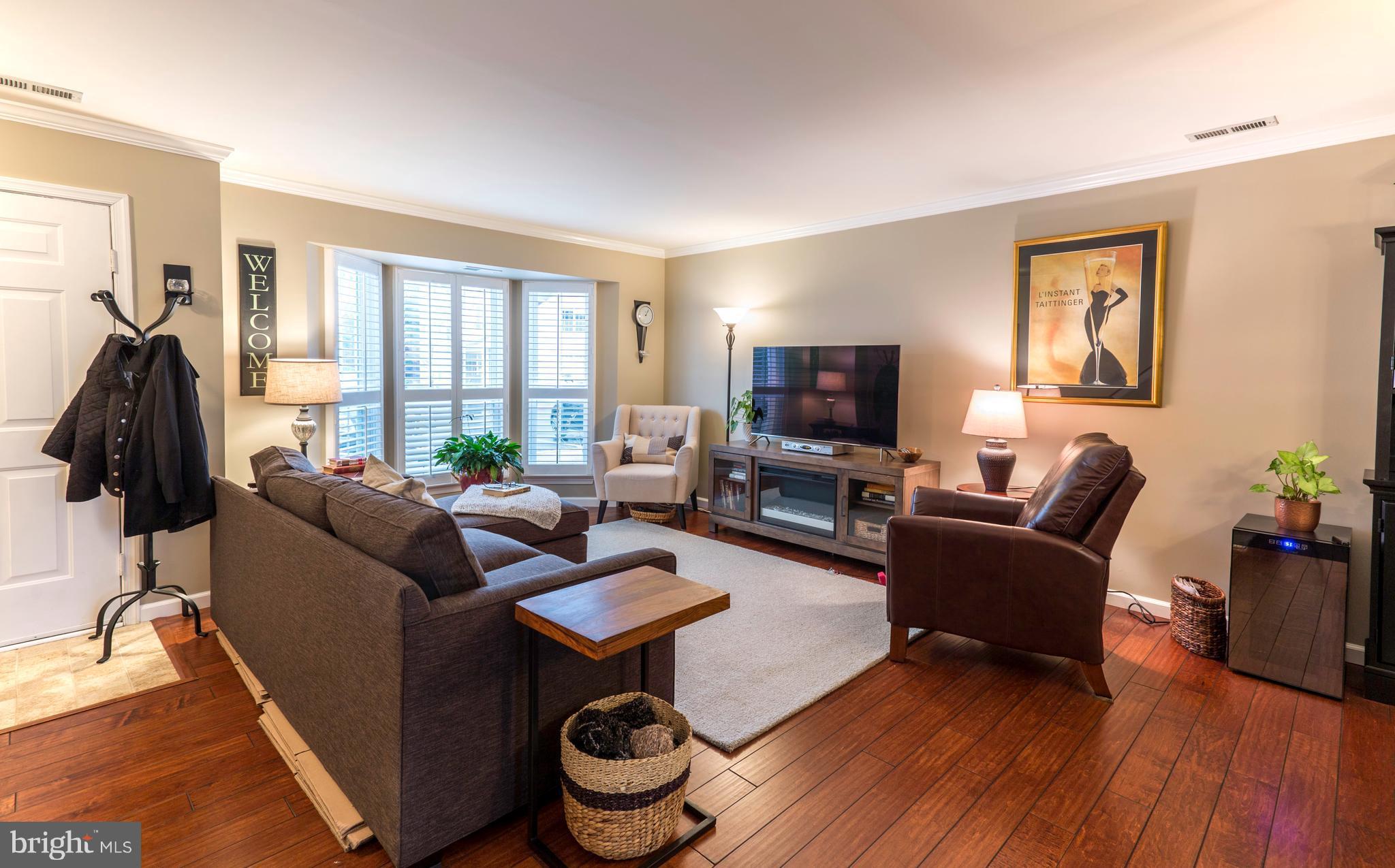 MARINERS LANDING - Residential