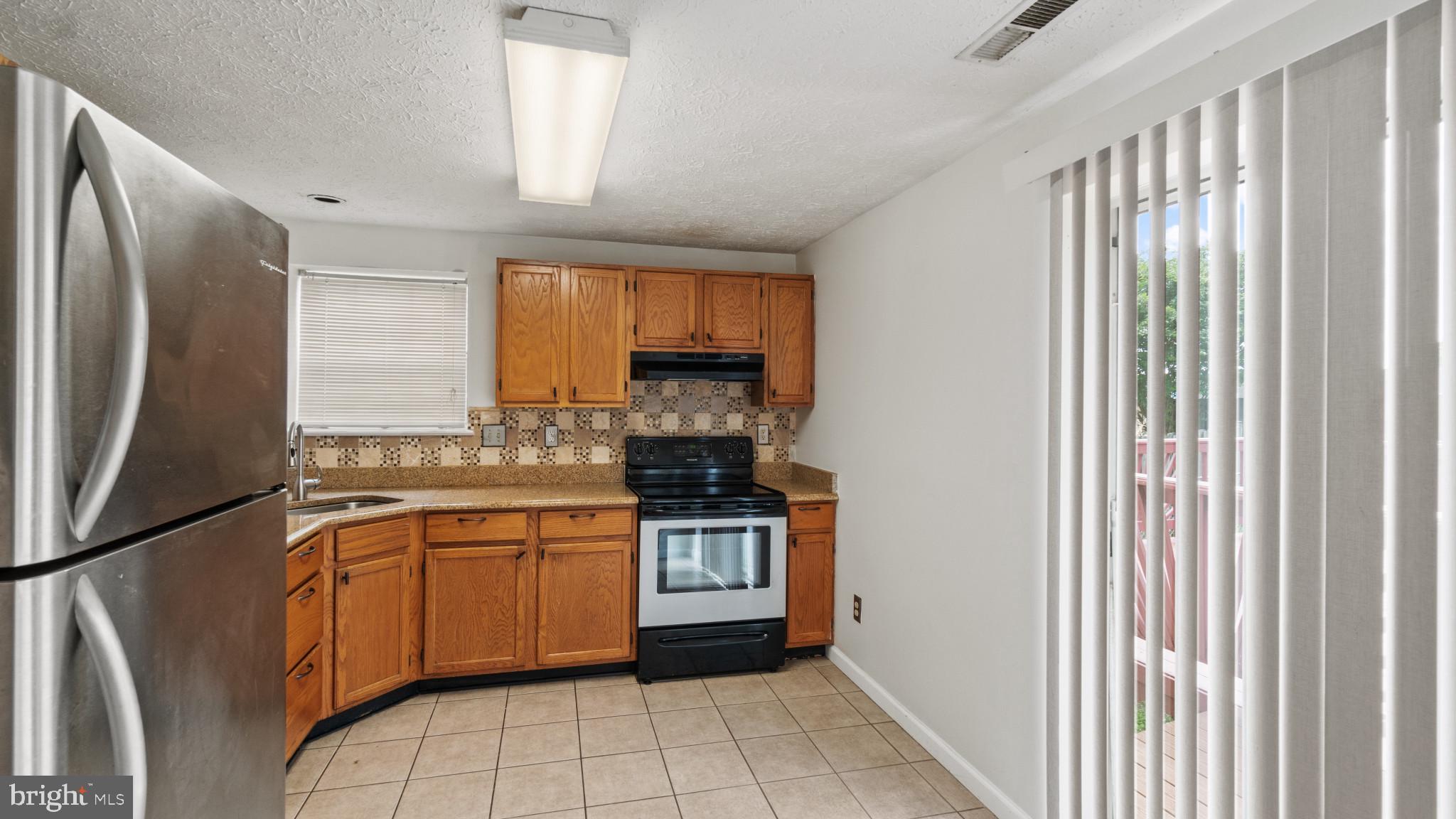 412 TRIMBLEFIELDS DRIVE