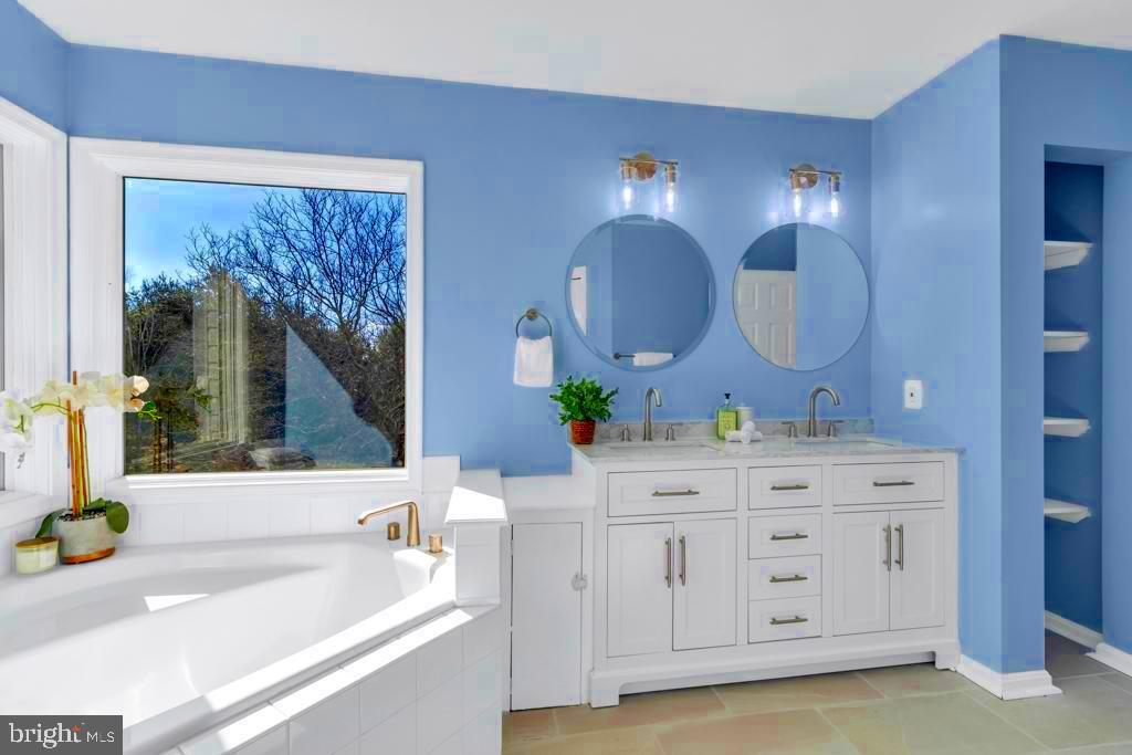 ELDERSBURG - Residential