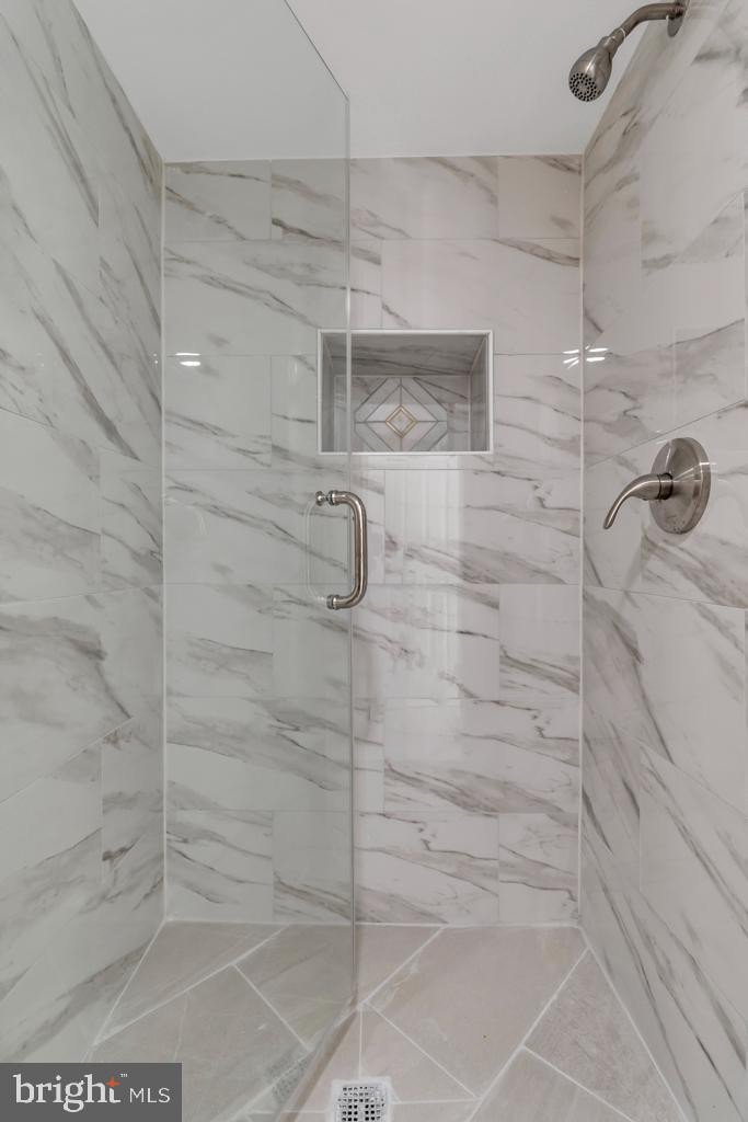 ELDERSBURG - Residential