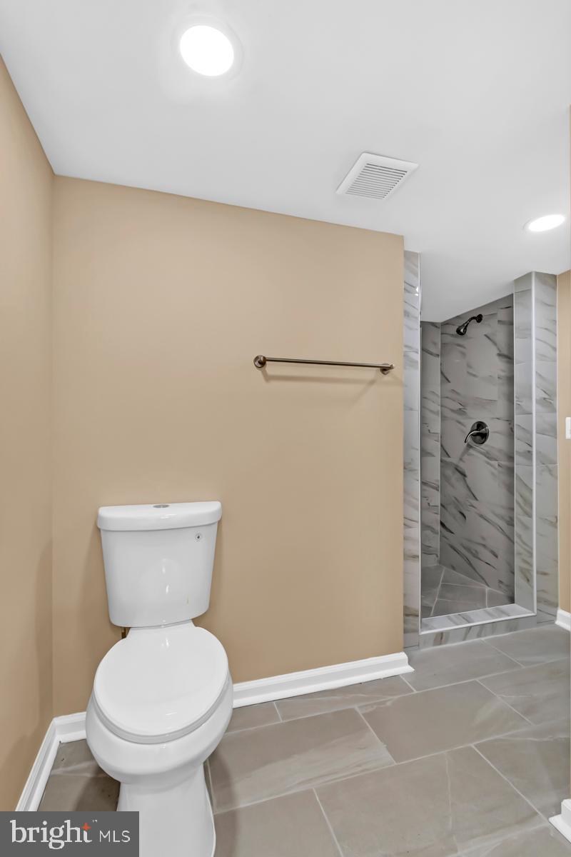 ELDERSBURG - Residential