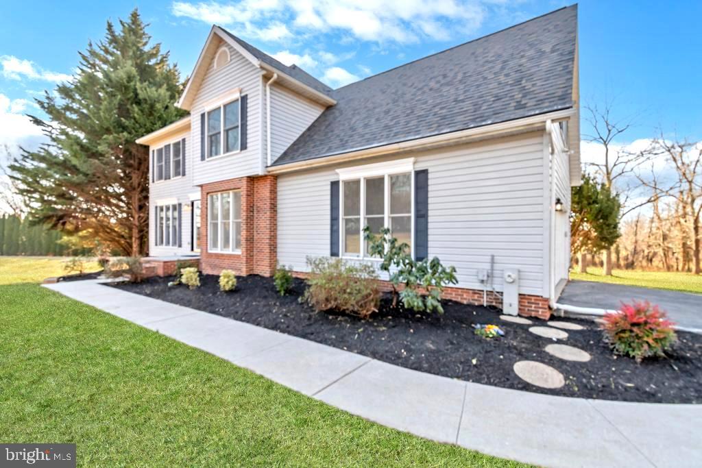 ELDERSBURG - Residential