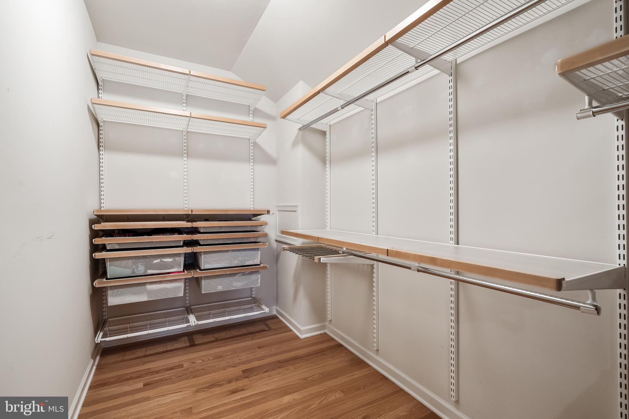 DOMINION VALLEY - Residential