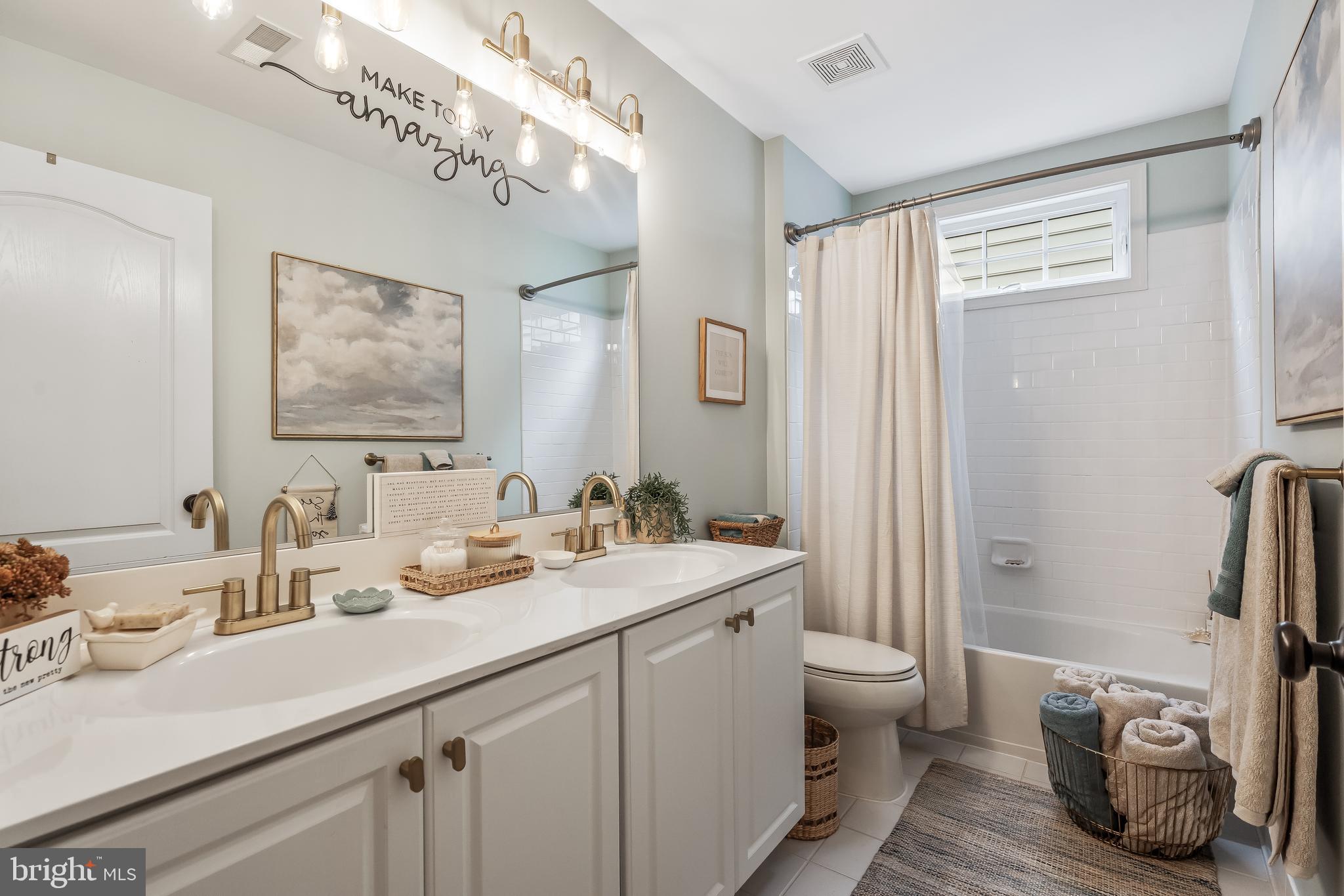 DOMINION VALLEY - Residential