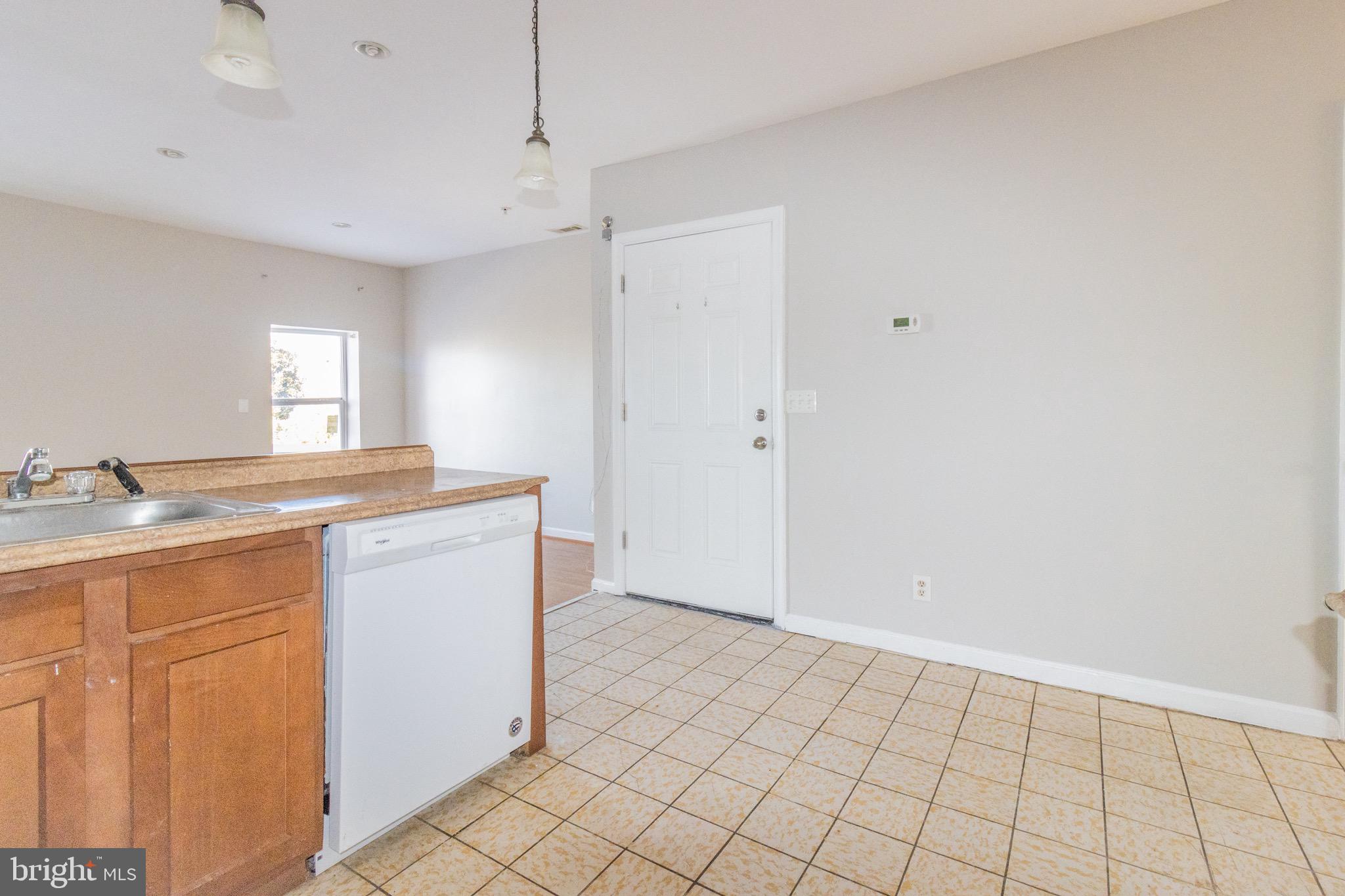 BOLTON HILL HISTORIC DISTRICT - Residential Lease