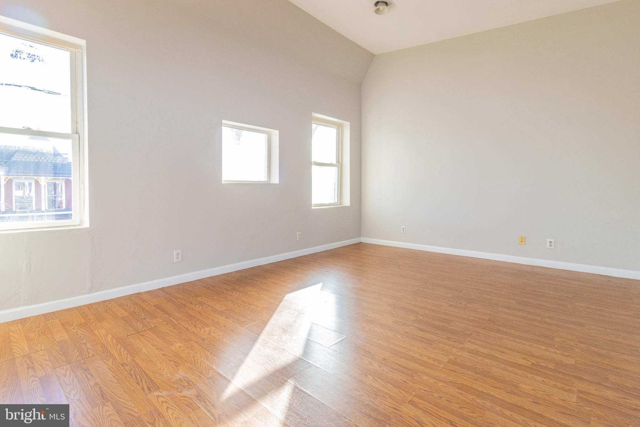 BOLTON HILL HISTORIC DISTRICT - Residential Lease