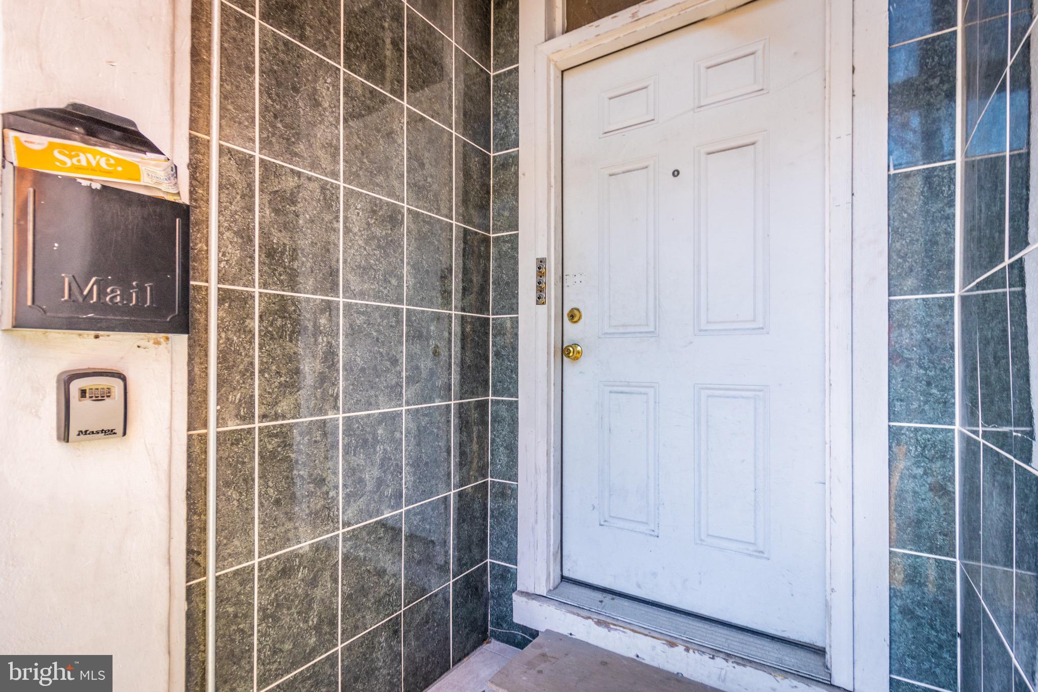 BOLTON HILL HISTORIC DISTRICT - Residential Lease