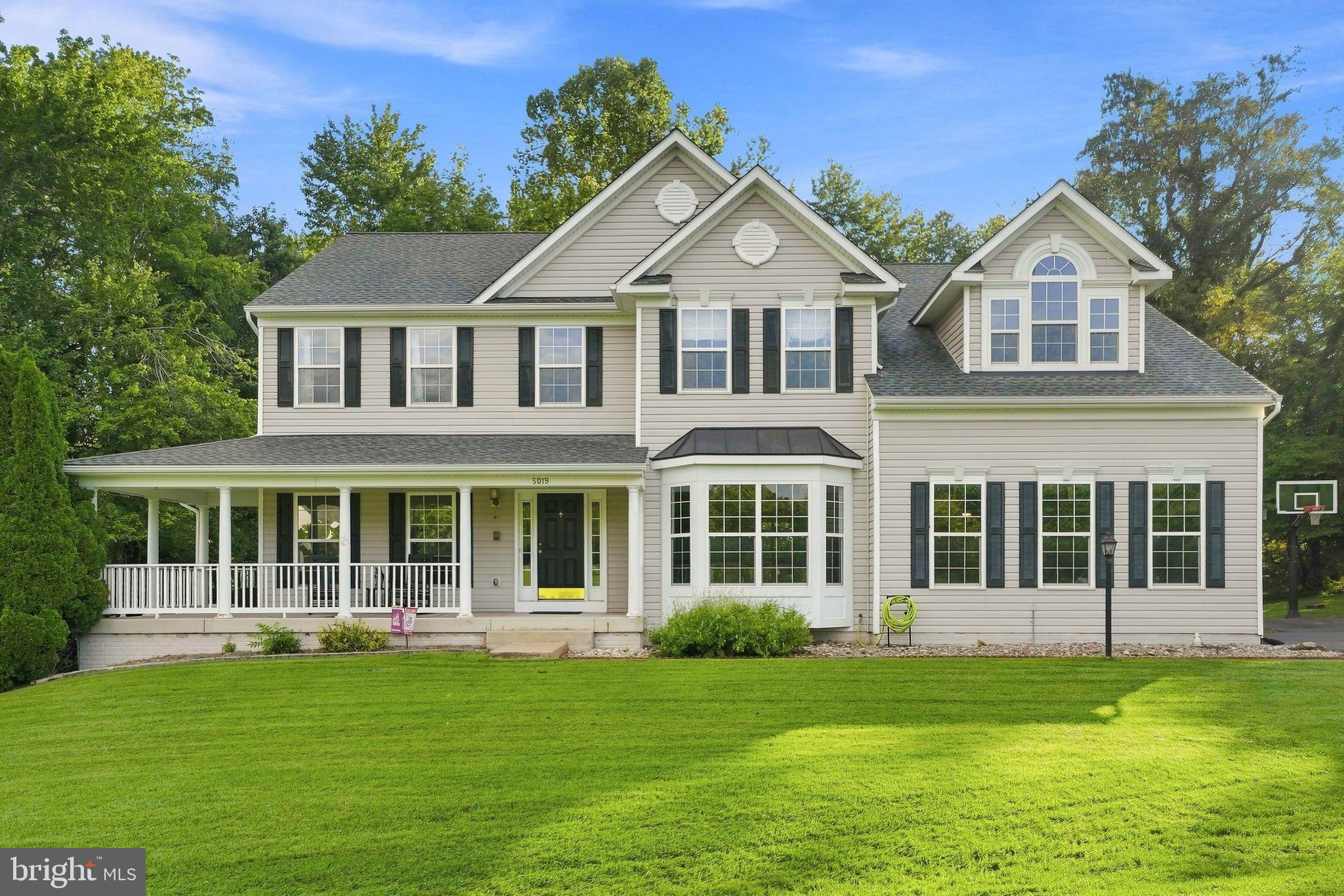 5019 RIDGE VIEW COURT