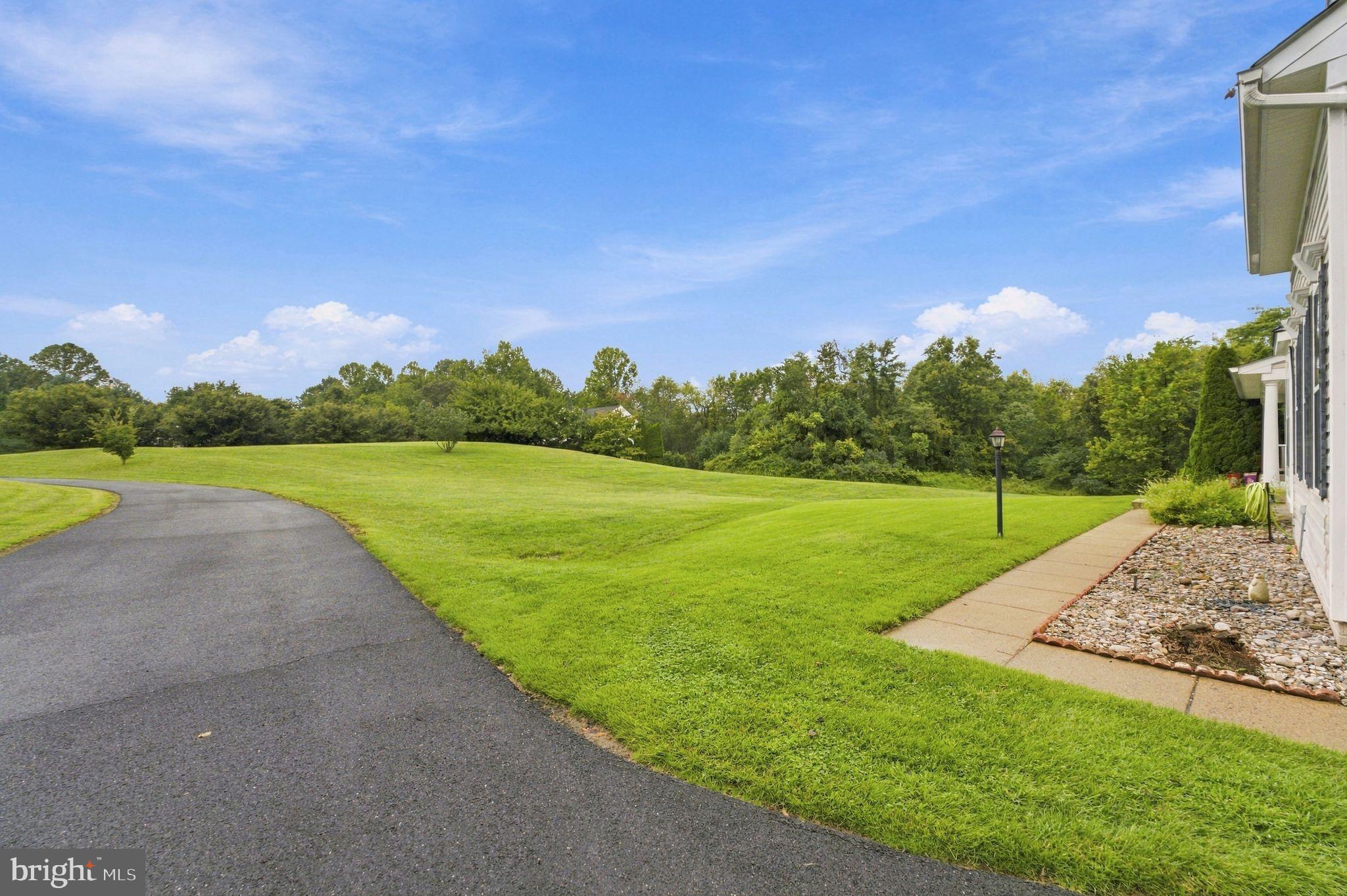 5019 RIDGE VIEW COURT
