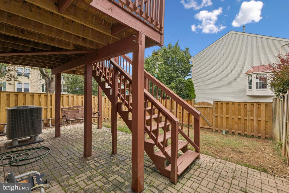 WELLINGTON/CLOVERHILL - Residential