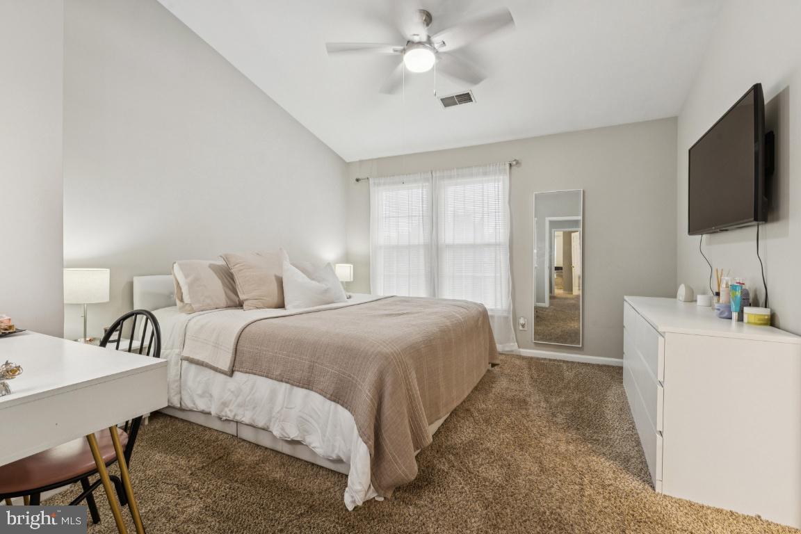 WELLINGTON/CLOVERHILL - Residential