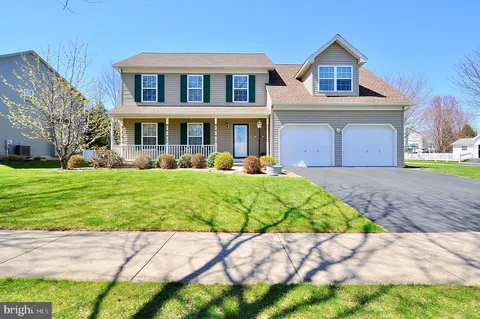 2164 Autumnwood Drive, State College, PA MLS: PACE2514298
