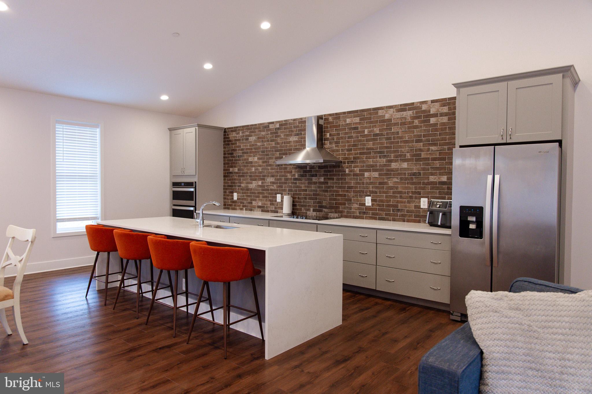 HOLLYBROOK FARM SUB - Residential