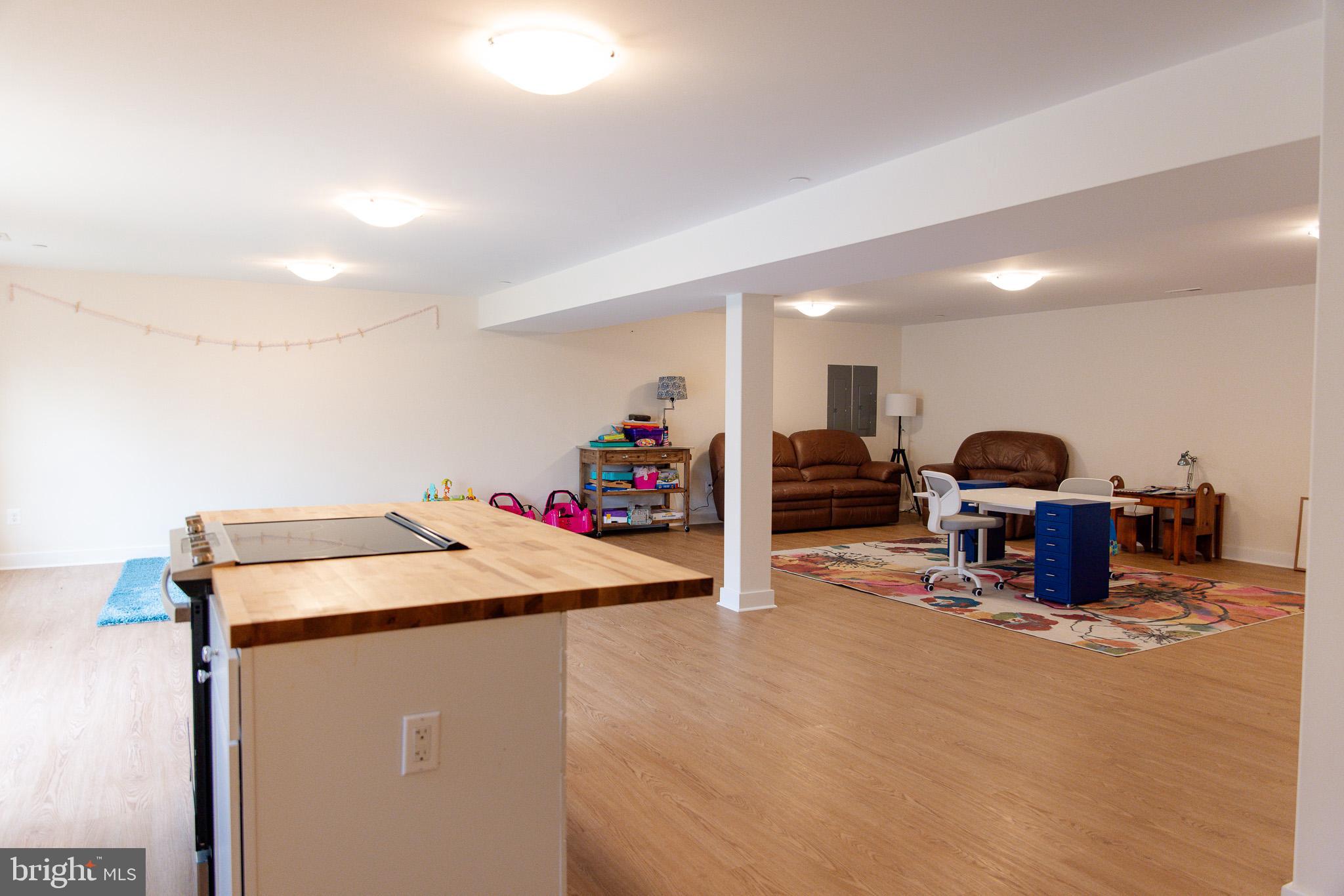 HOLLYBROOK FARM SUB - Residential