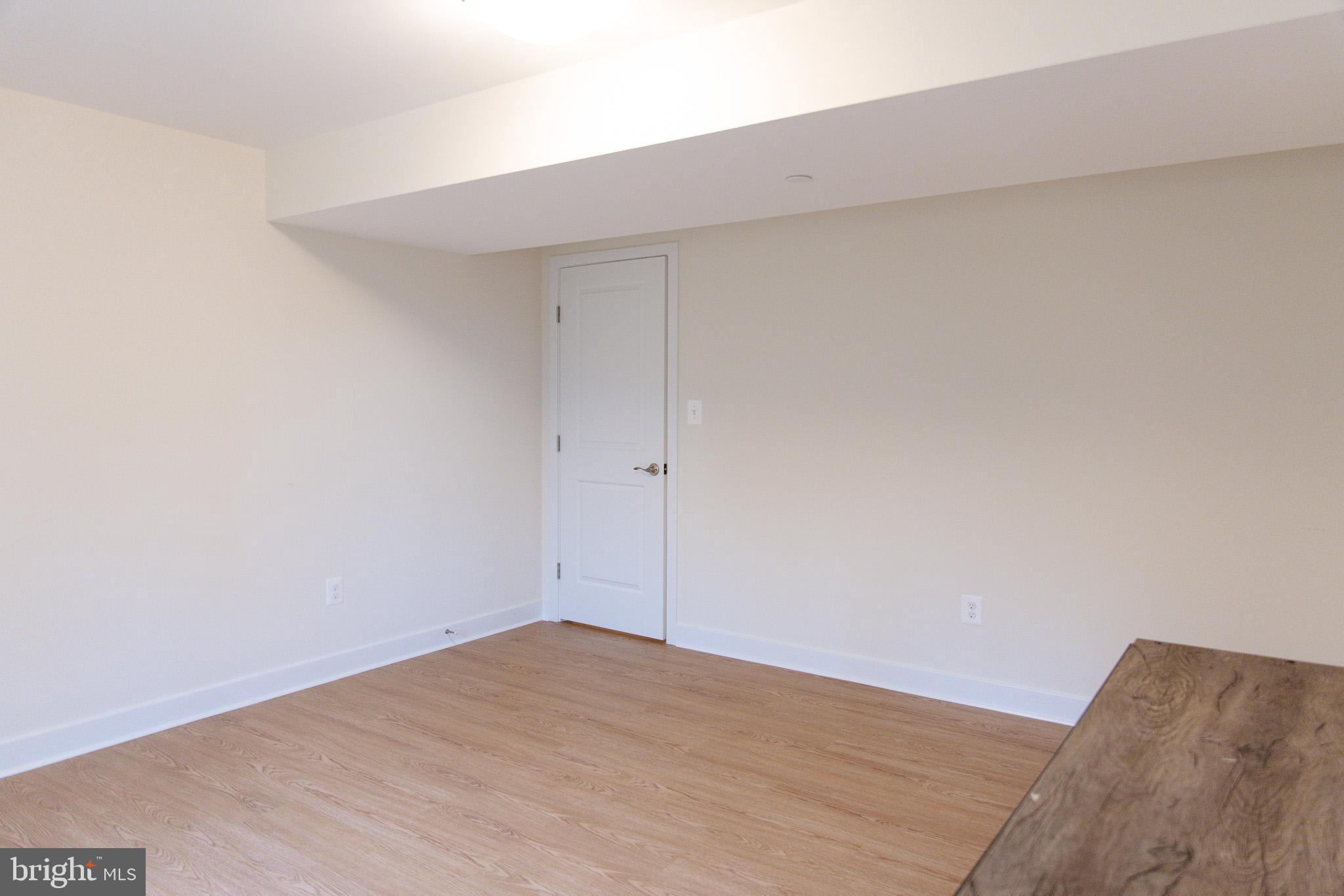 HOLLYBROOK FARM SUB - Residential