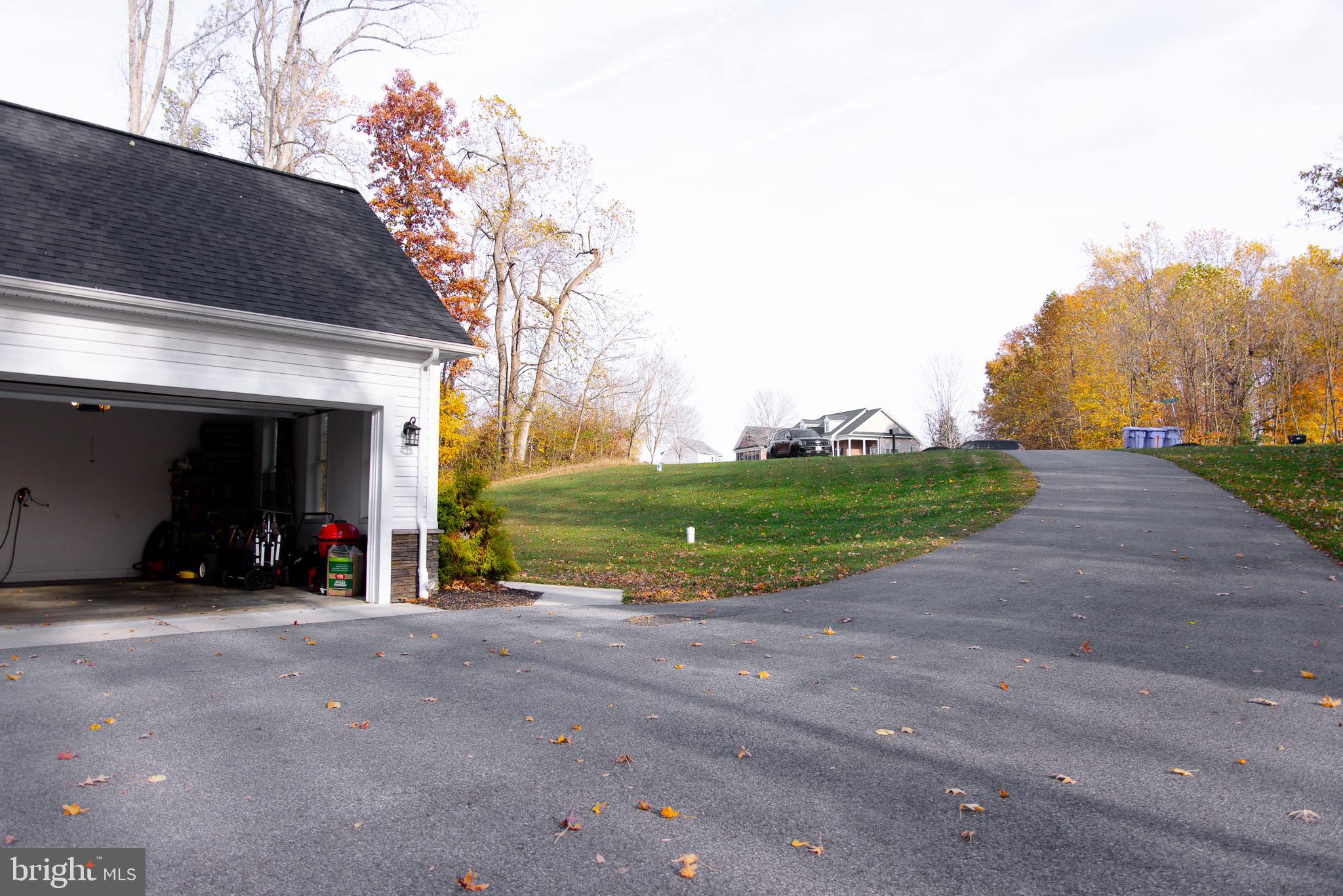 HOLLYBROOK FARM SUB - Residential