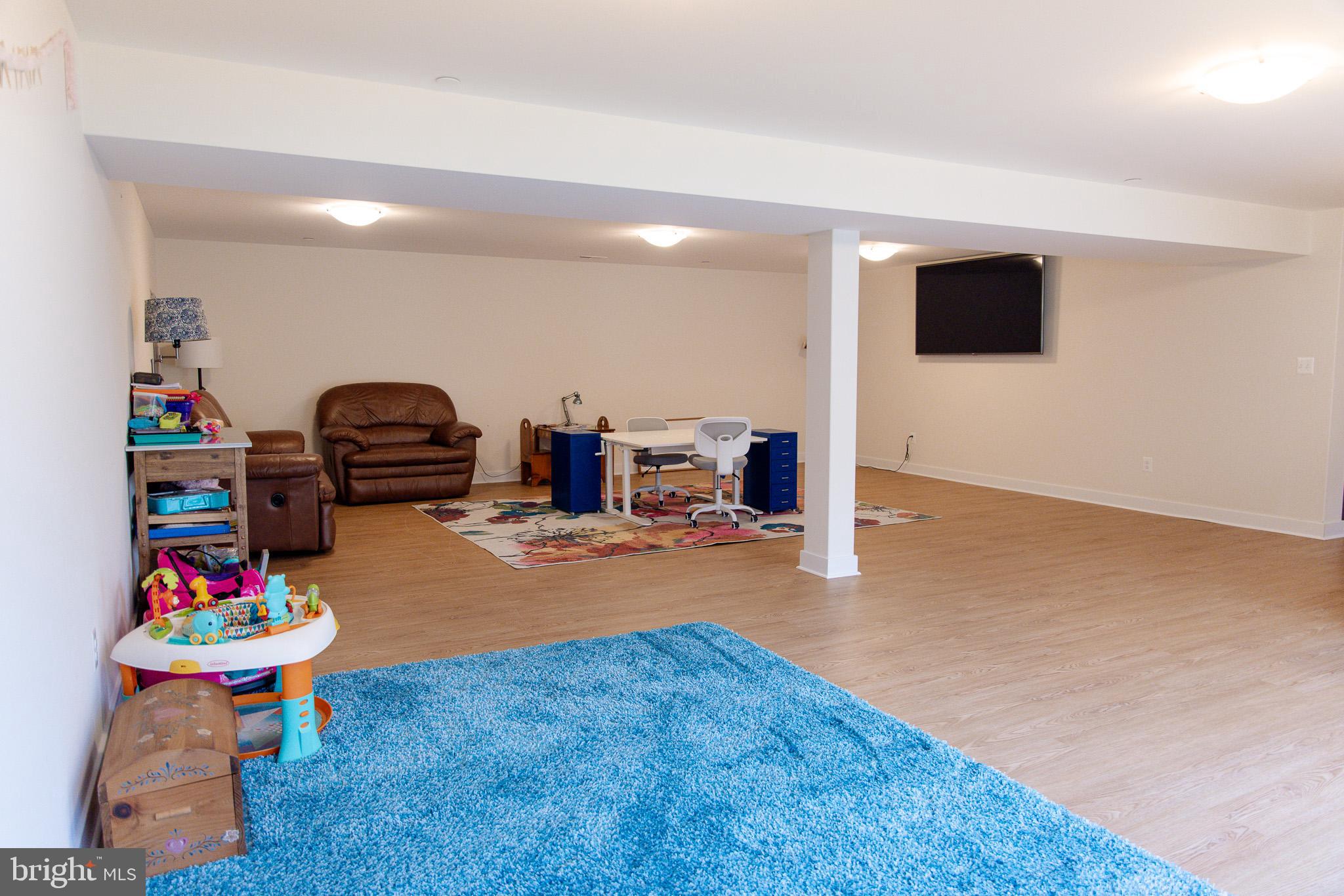 HOLLYBROOK FARM SUB - Residential