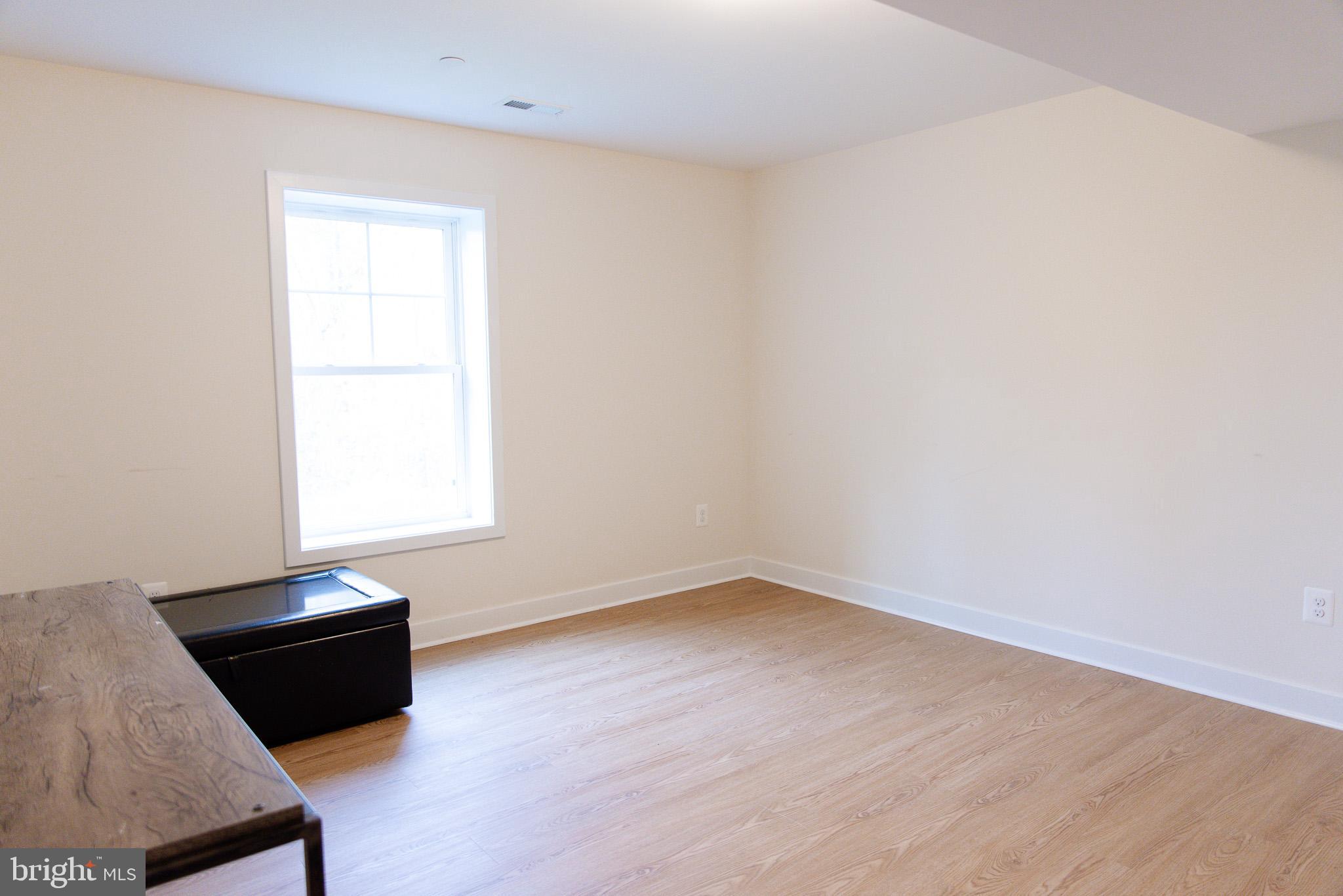 HOLLYBROOK FARM SUB - Residential