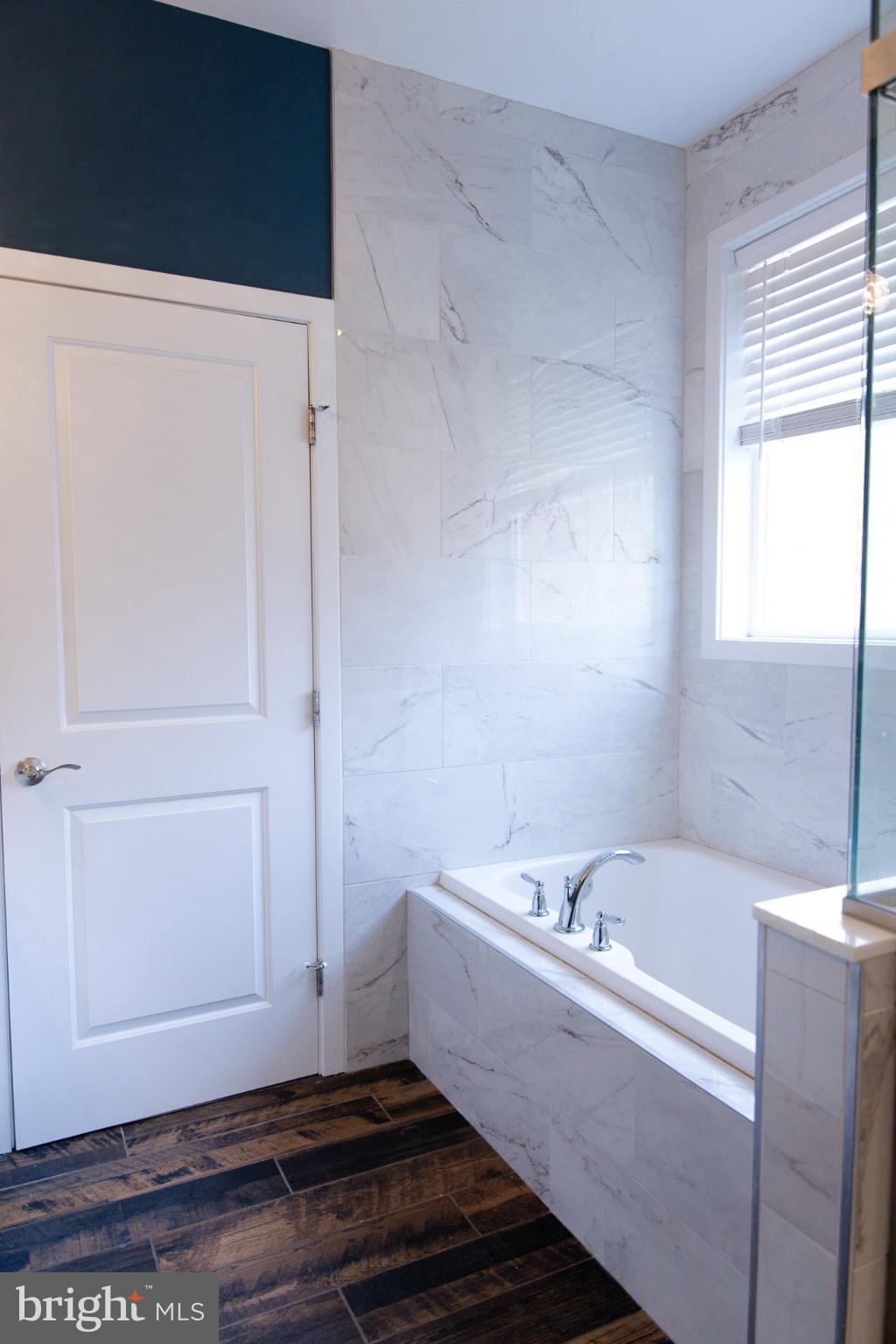 HOLLYBROOK FARM SUB - Residential