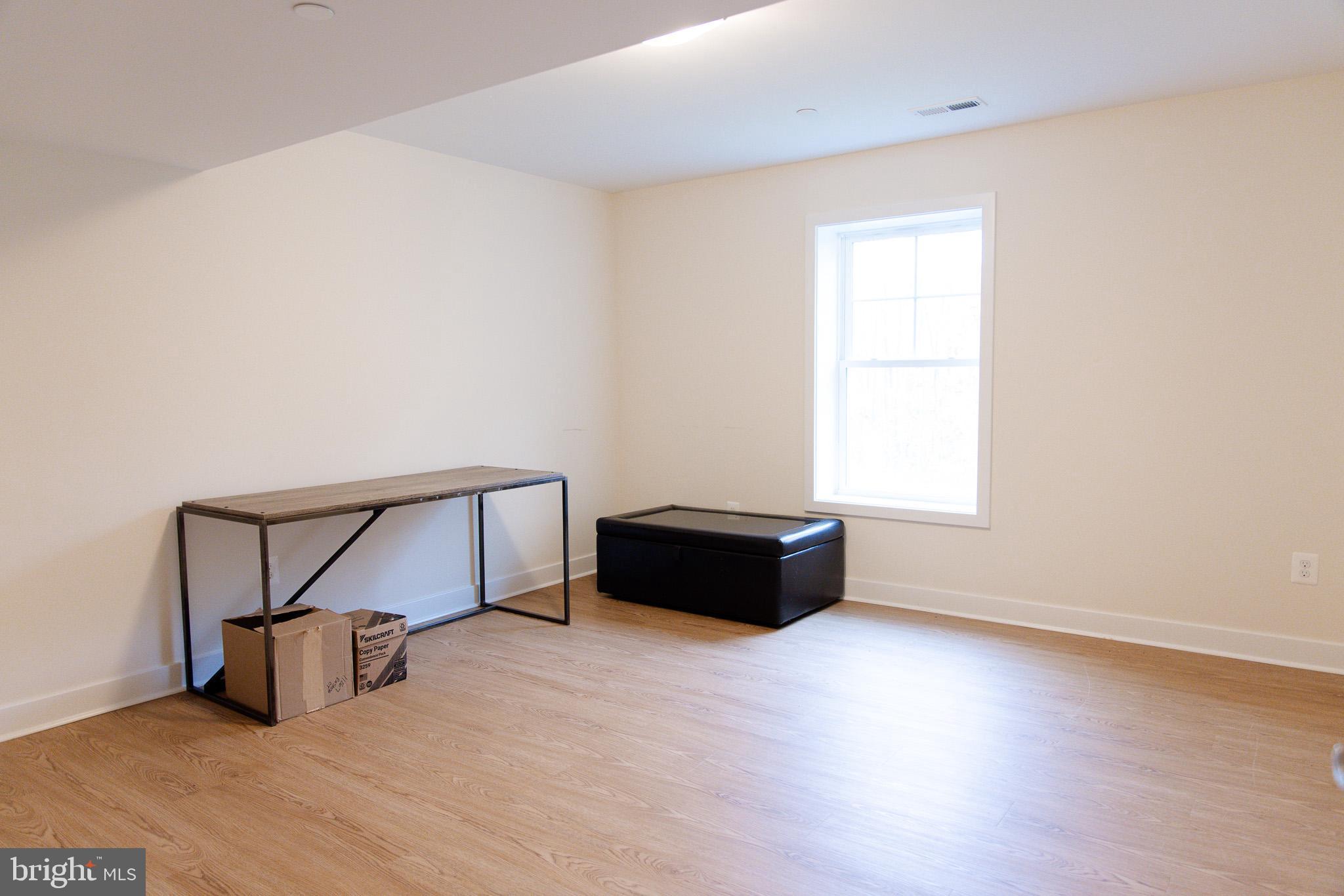 HOLLYBROOK FARM SUB - Residential