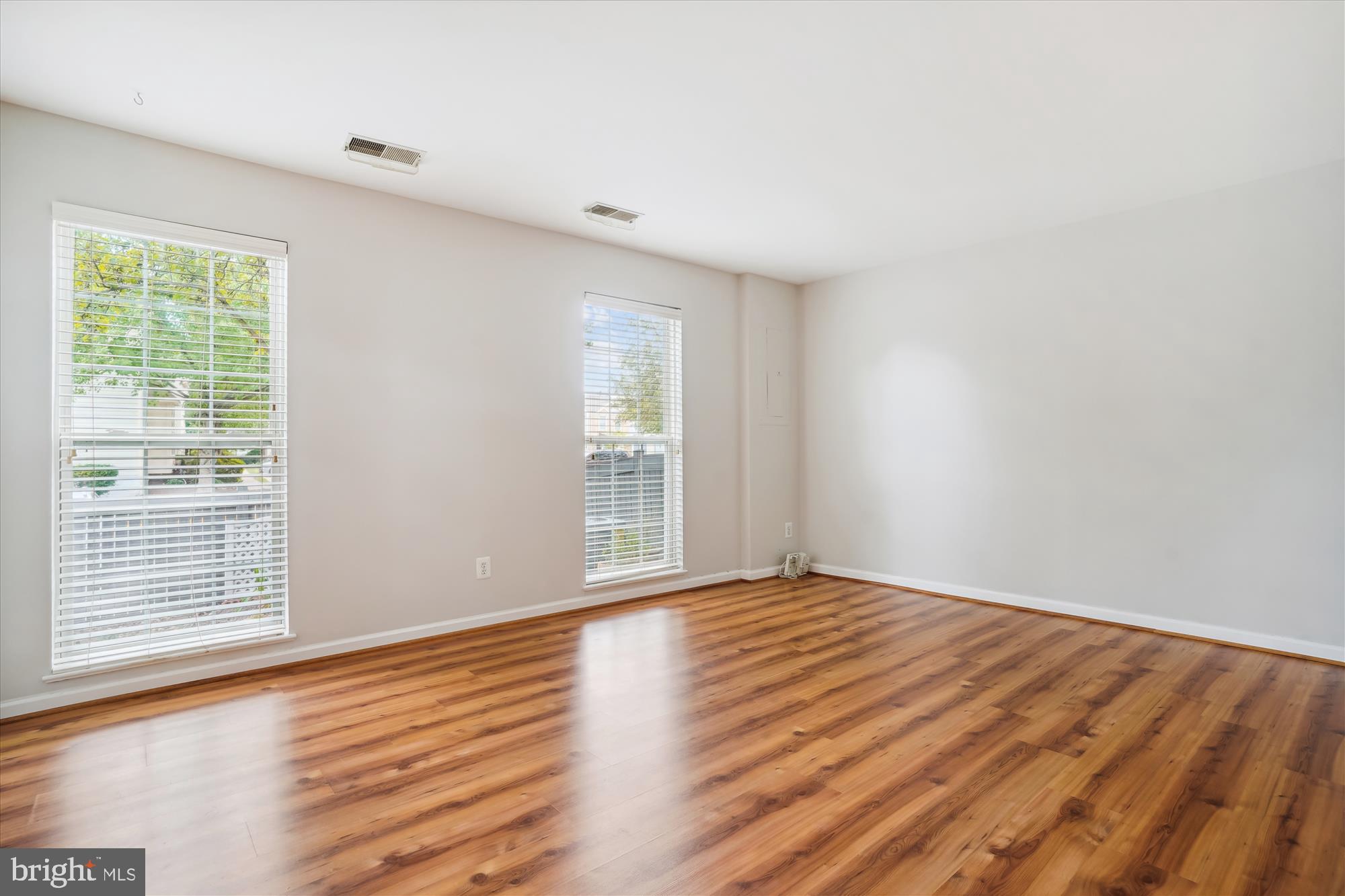 WELLINGTON - Residential Lease