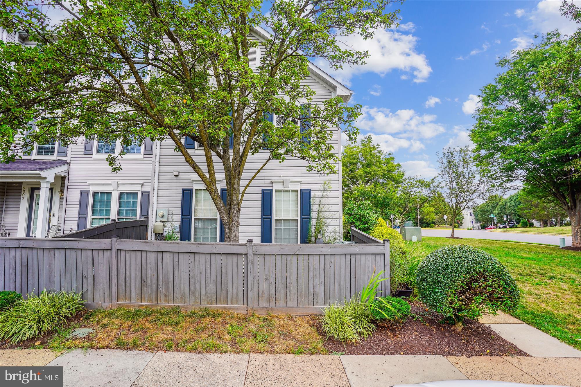 WELLINGTON - Residential Lease