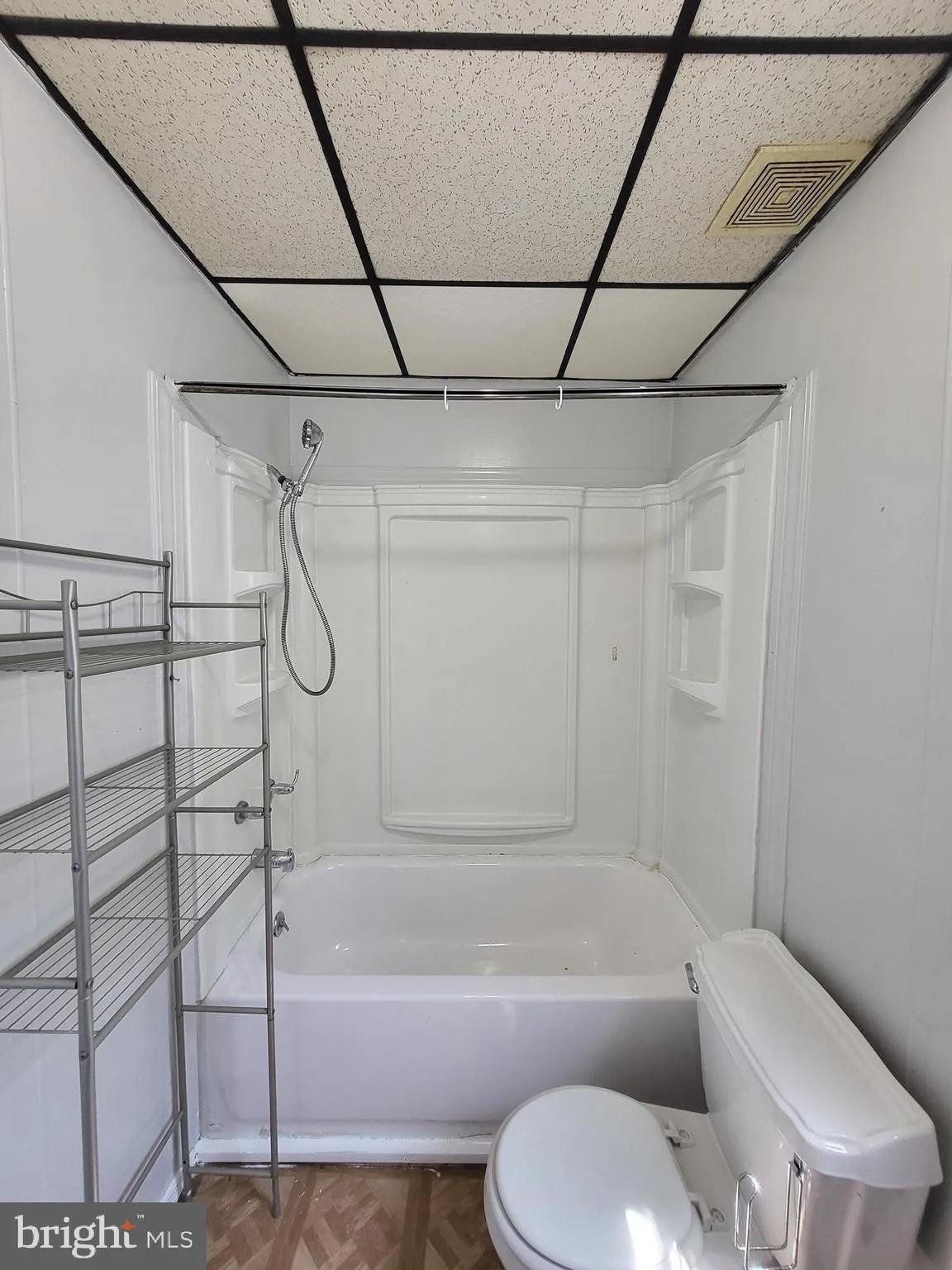 Reading, Pennsylvania 19601, United States, 3 Bedrooms Bedrooms, ,1 BathroomBathrooms,Residential,Active,159451