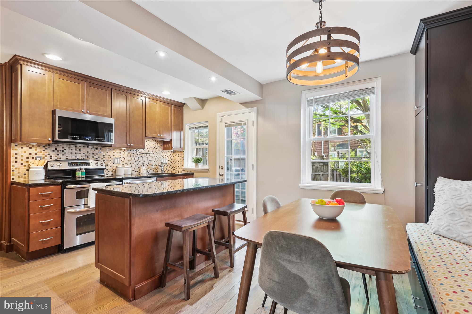 FAIRLINGTON ARBORS - Residential