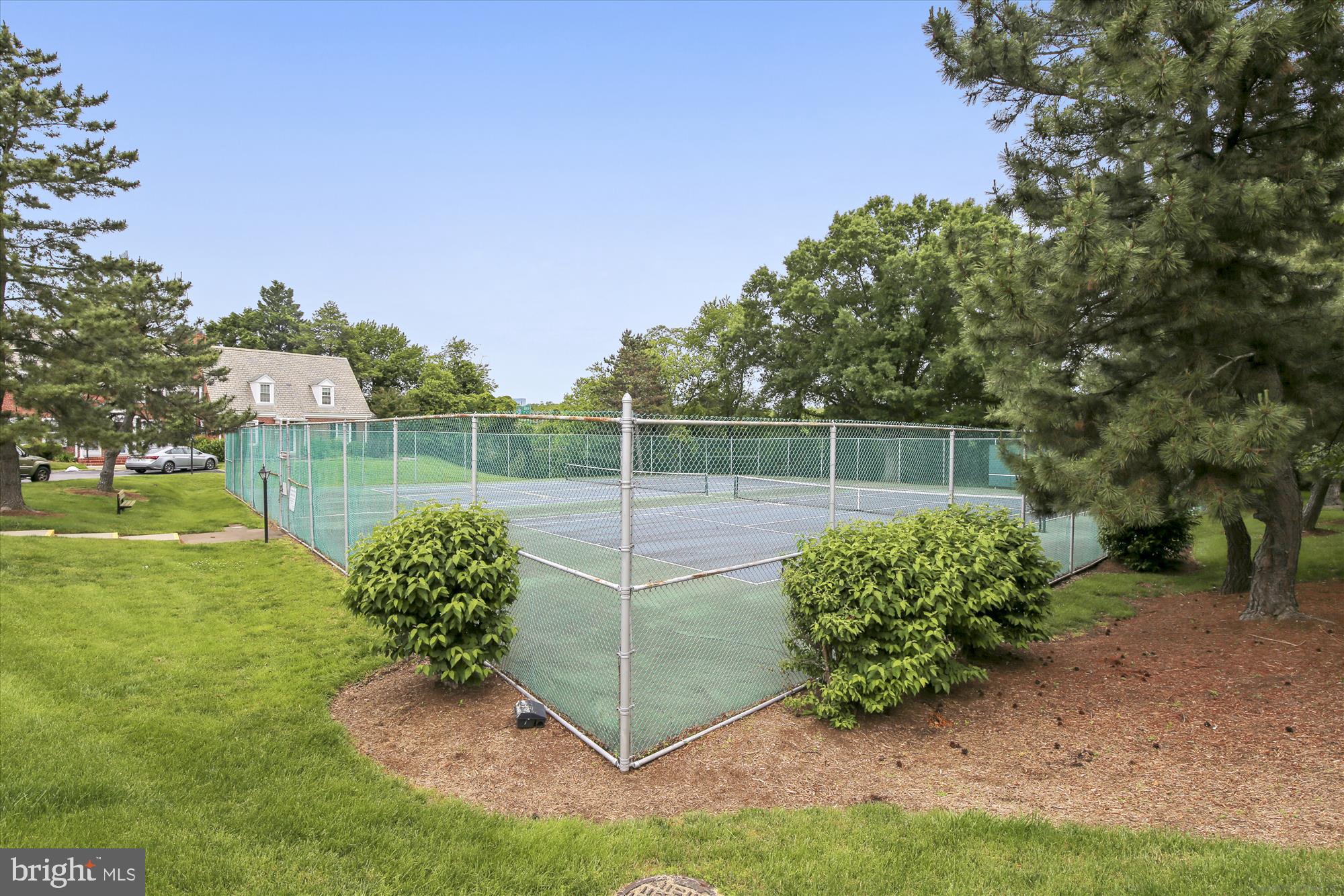 FAIRLINGTON ARBORS - Residential