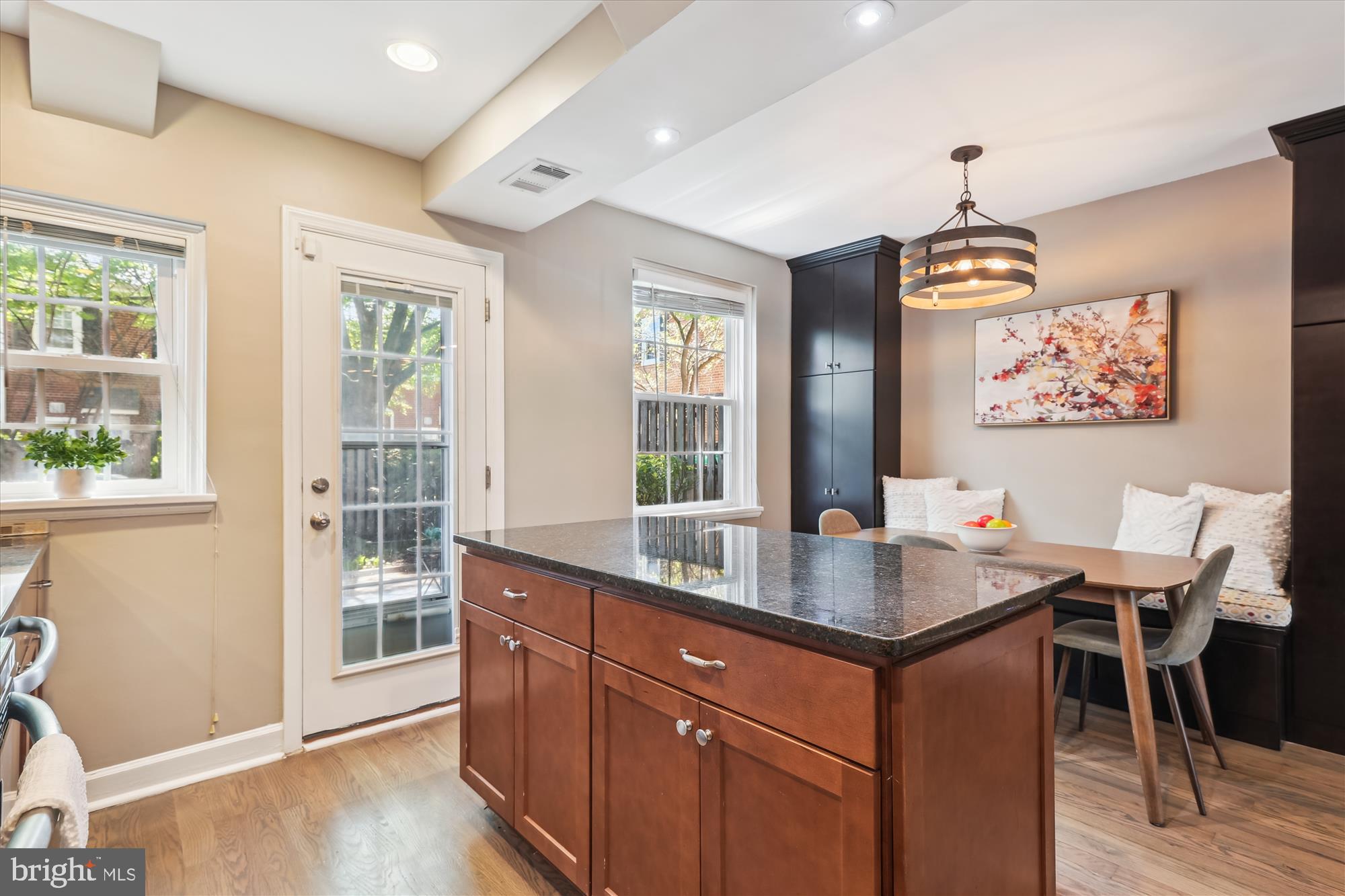 FAIRLINGTON ARBORS - Residential