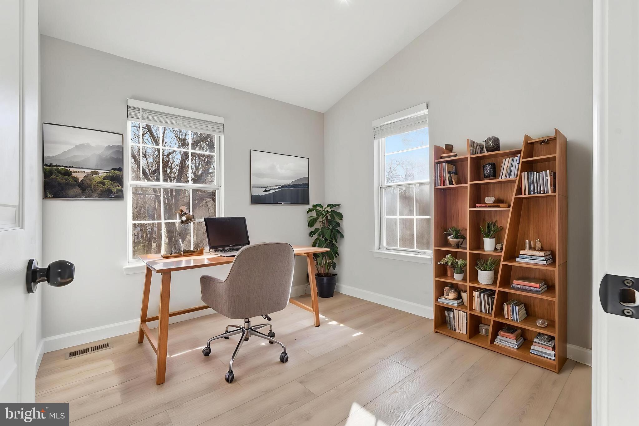 MONTCLAIR - Residential