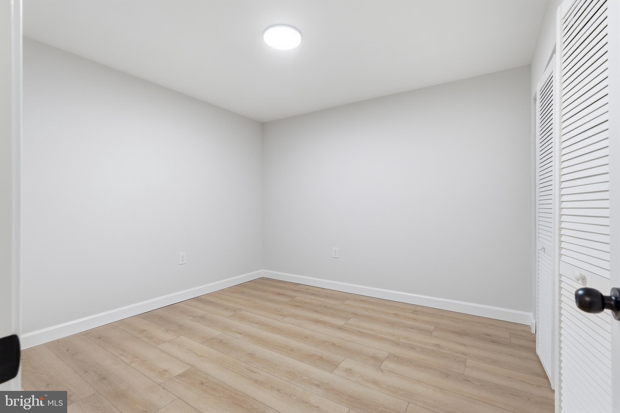 MONTCLAIR - Residential