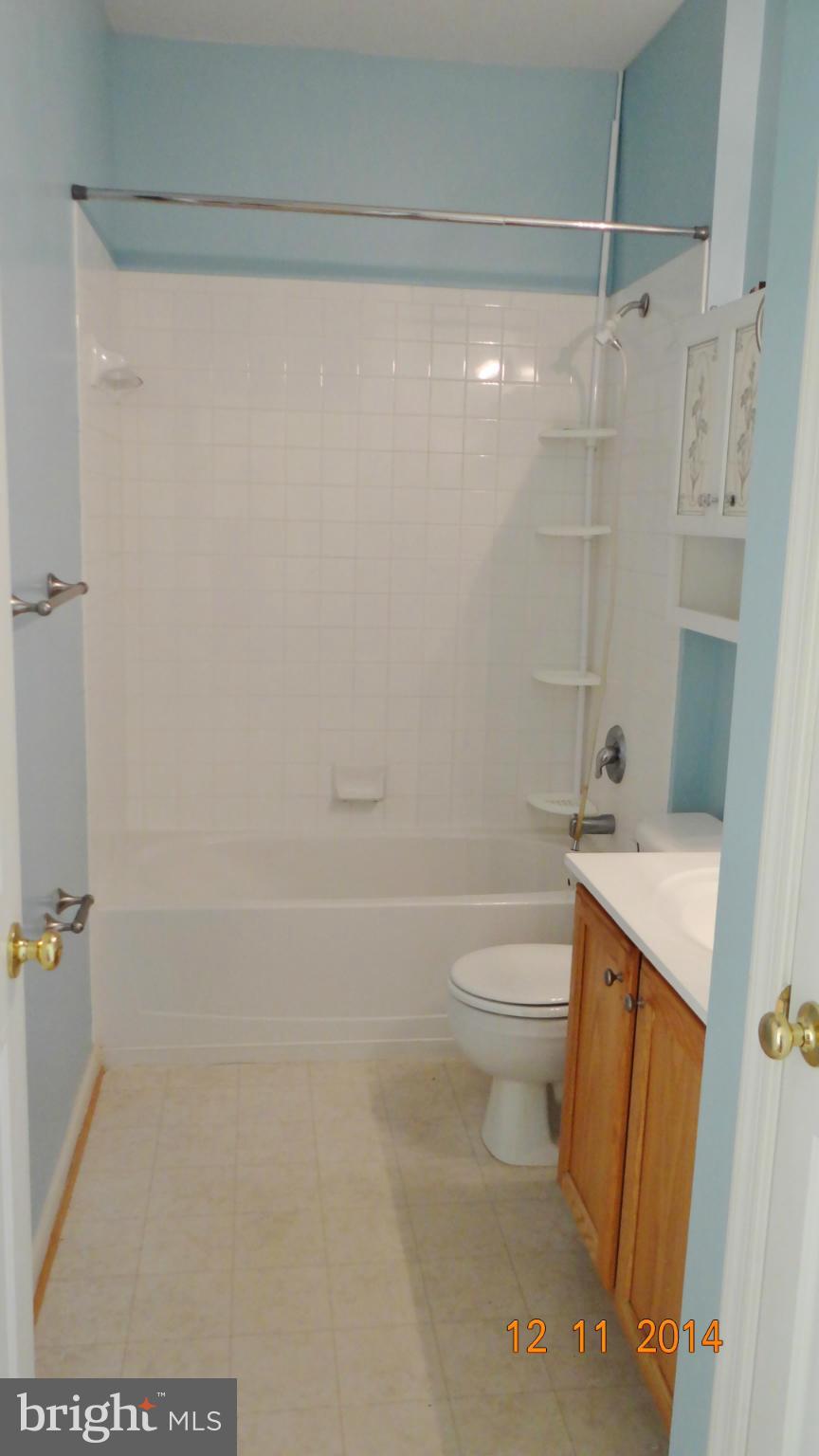 VILLAGE OF IDLEWILD - Residential Lease