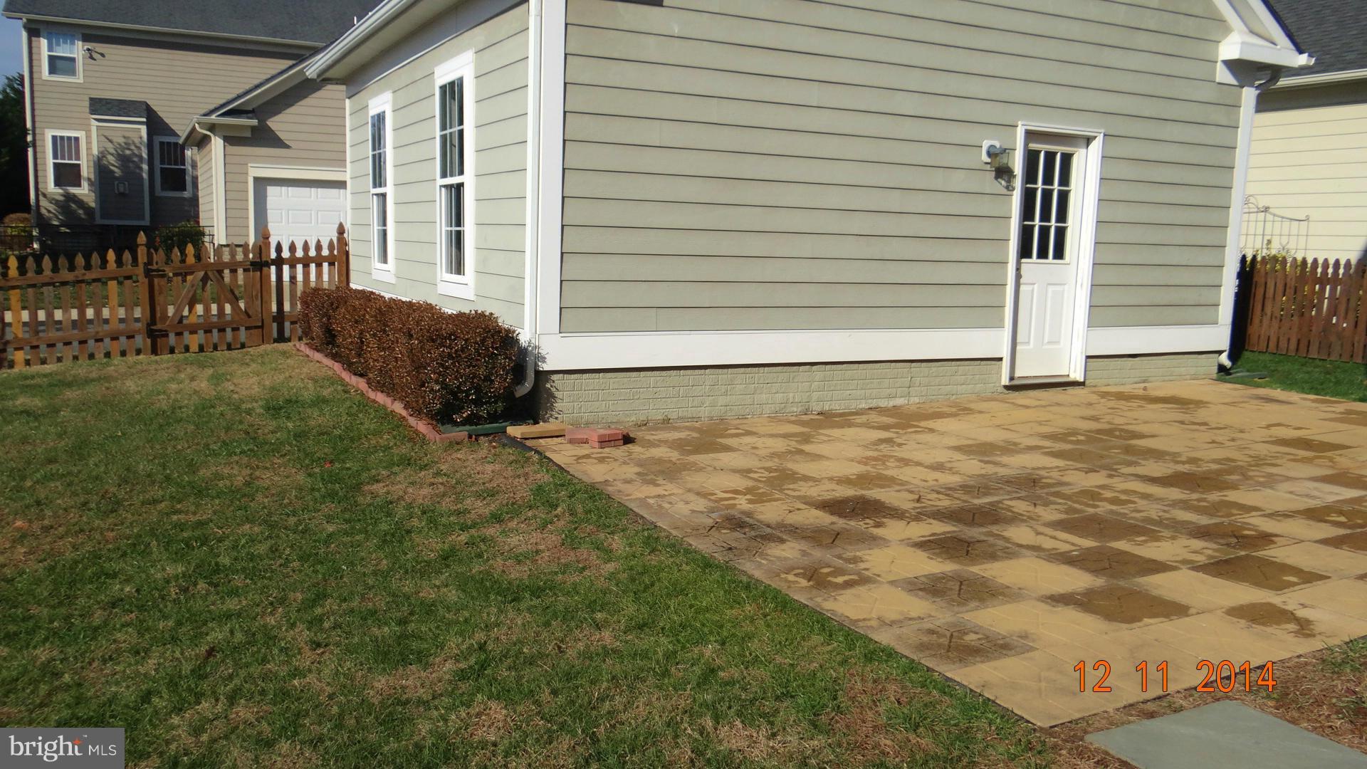 VILLAGE OF IDLEWILD - Residential Lease