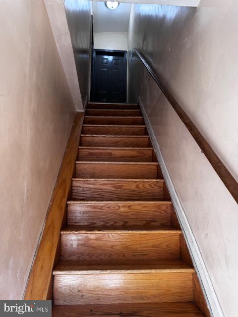 2223-2229 S 7TH STREET