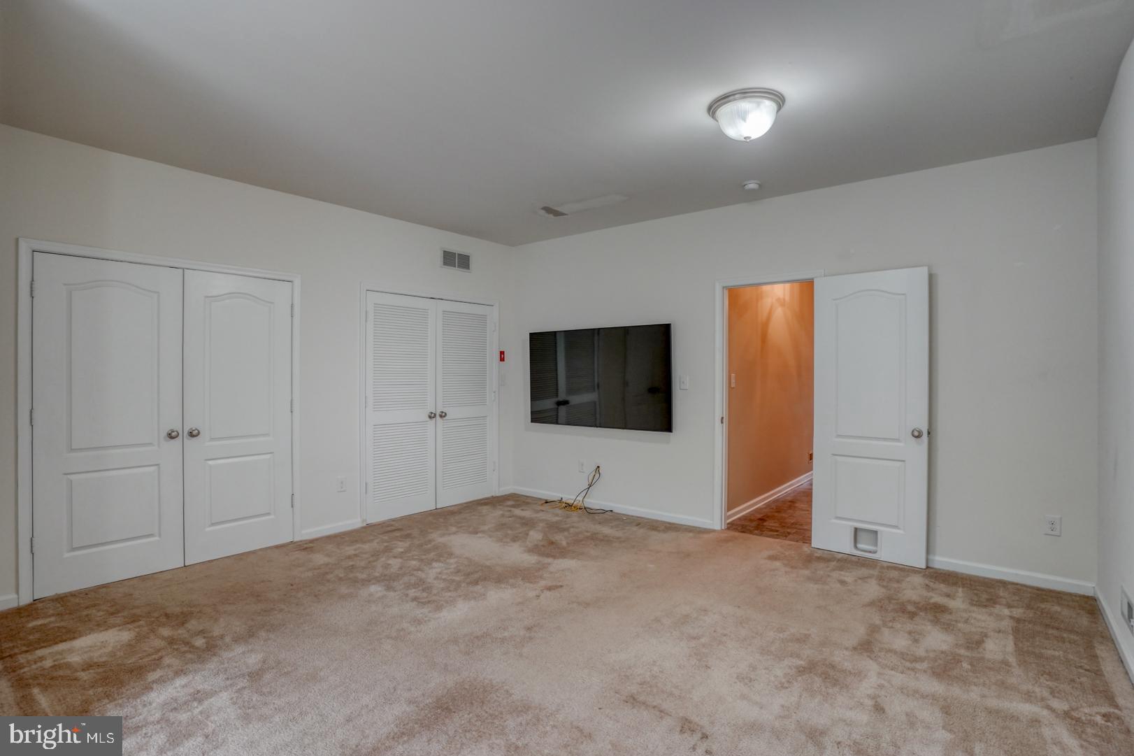 VILLAGE OF BAYBERRY - Residential