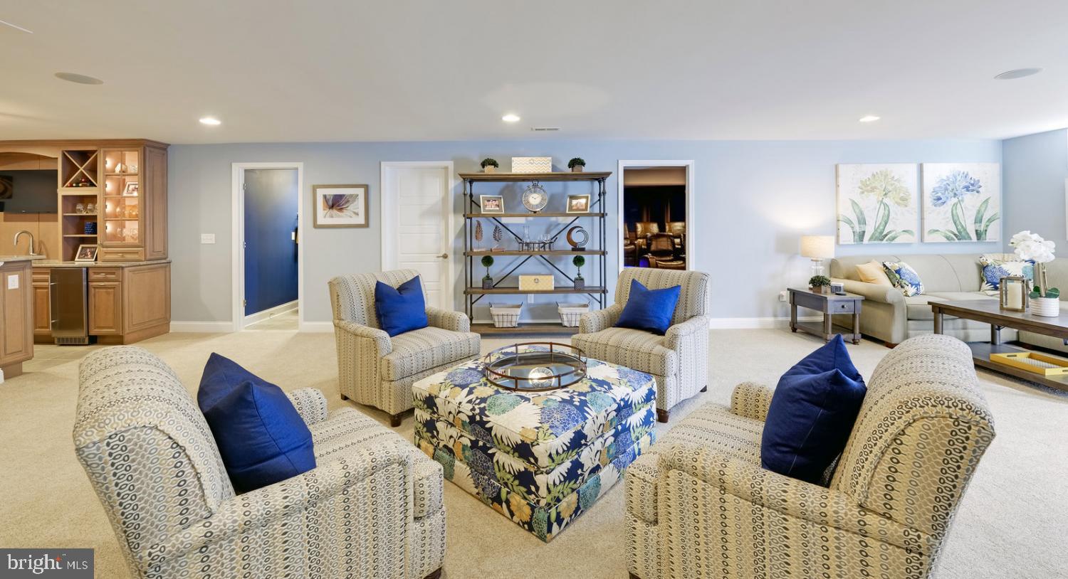 PENINSULA LAKES - Residential